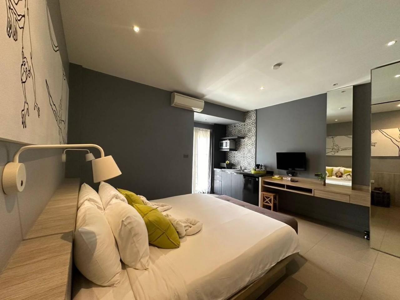 Ploen By Tolani Hotel 3*