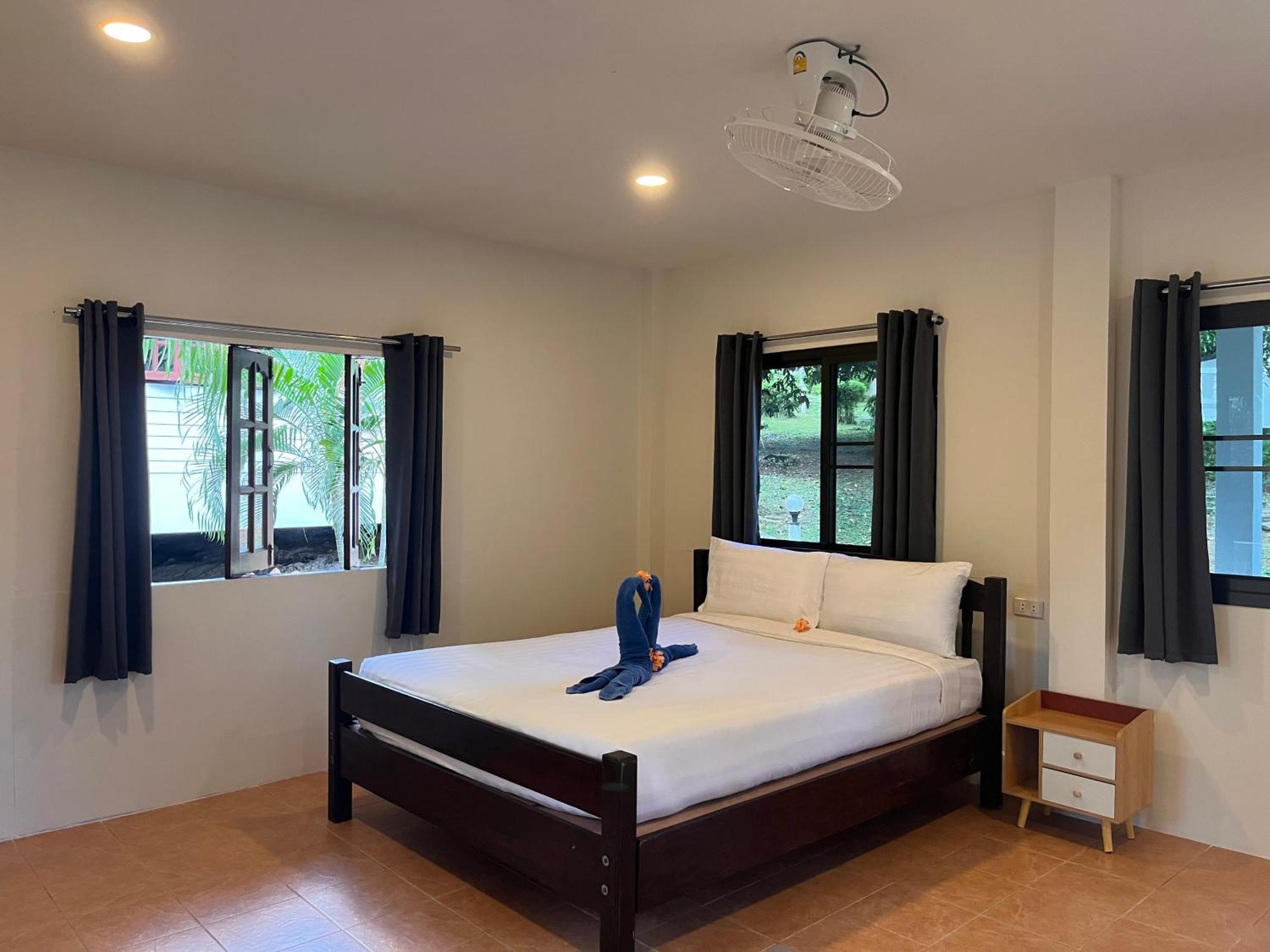 Golden Hill 3* Wok Tum