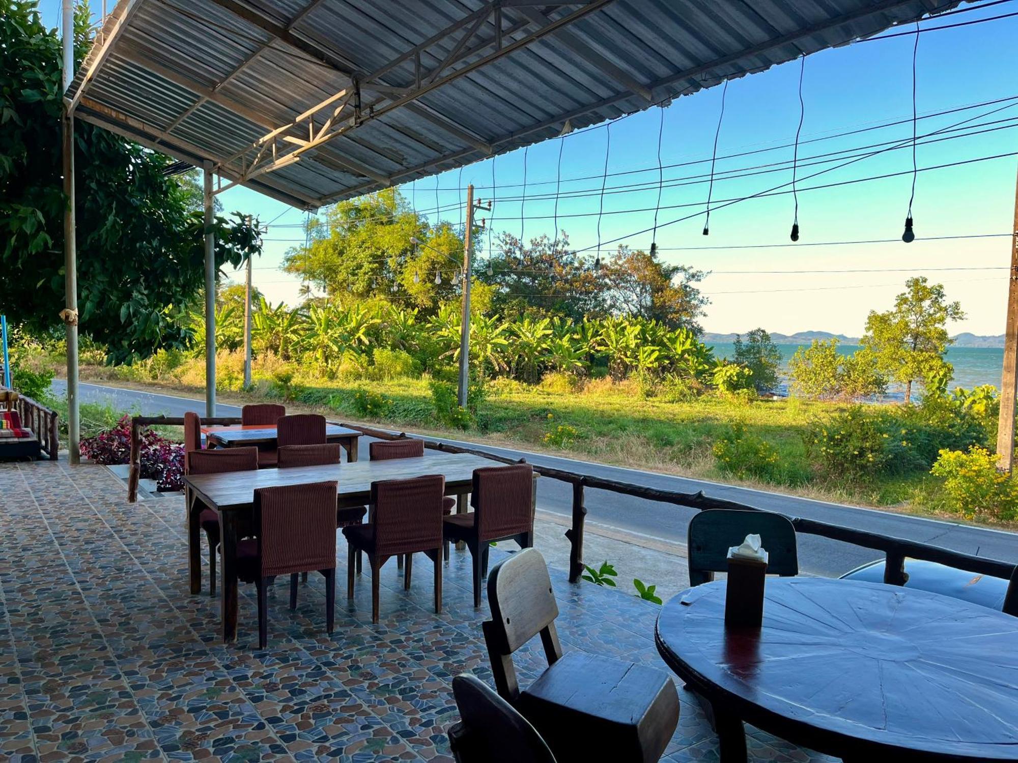 Guest house Kohchang Fuengfah