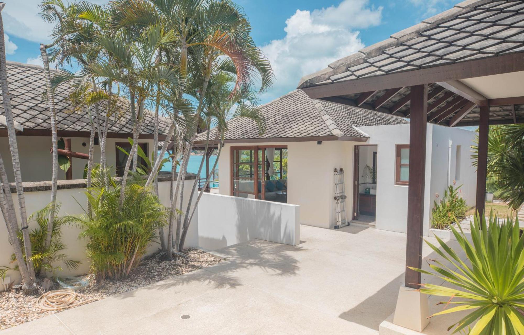 蓝星海边一线海景五卧室度假风别墅 Villa Koh Samui