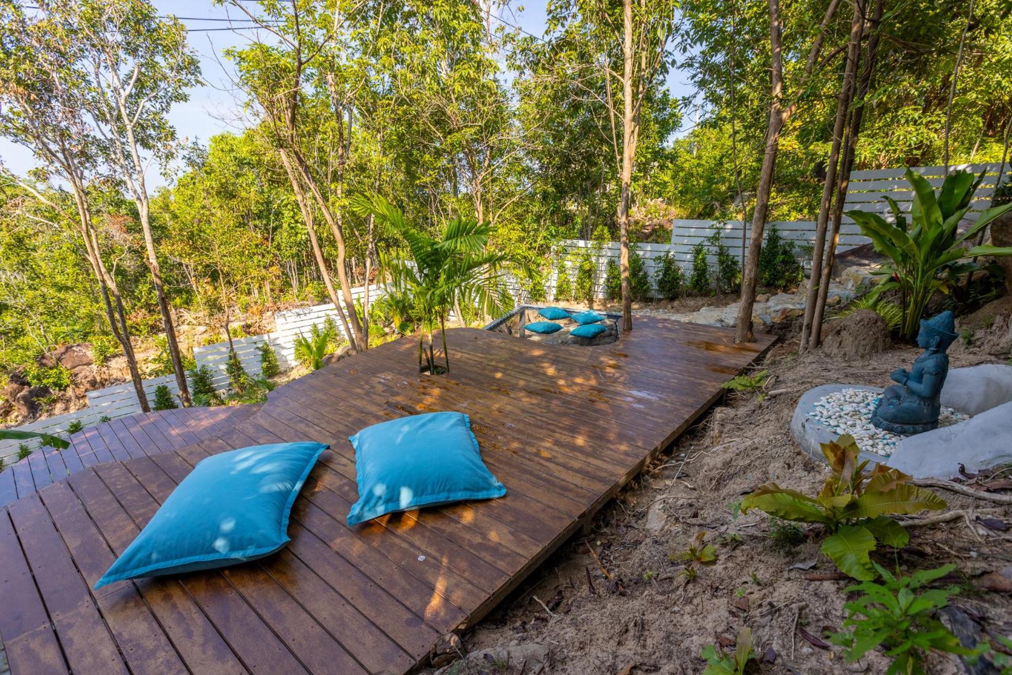 Villa Shades Of Blue *