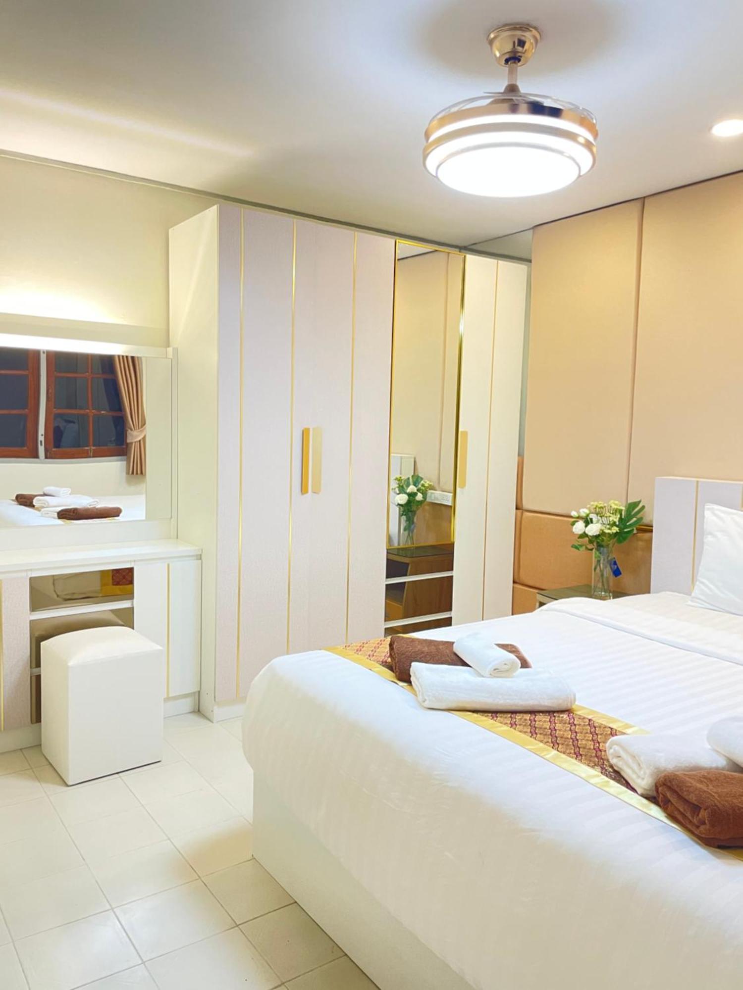 Pool Villa39a 300 Mater To Gate Exit * Pattaya