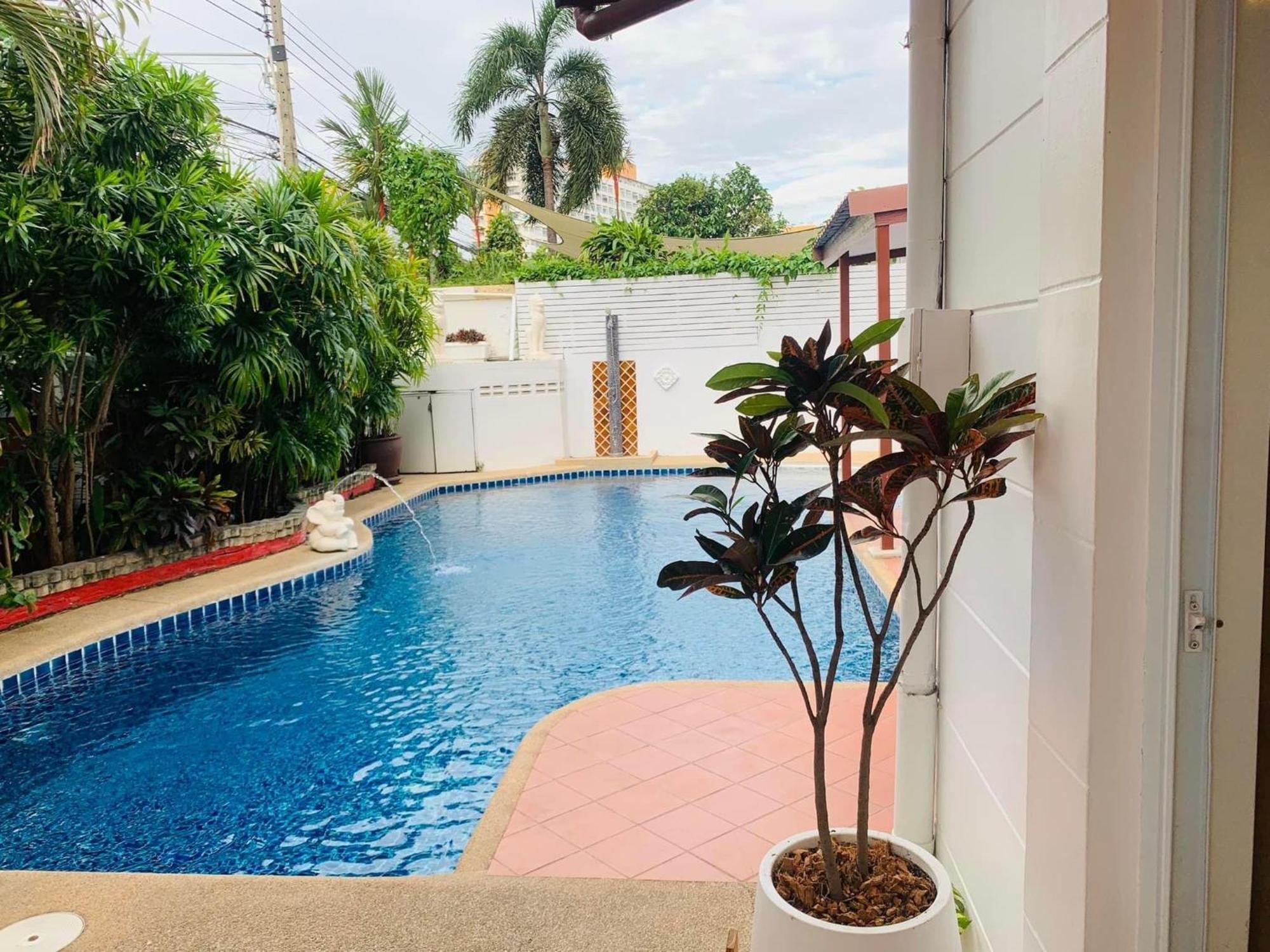Villa Pool Villa39a 300 Mater To Gate Exit Pattaya