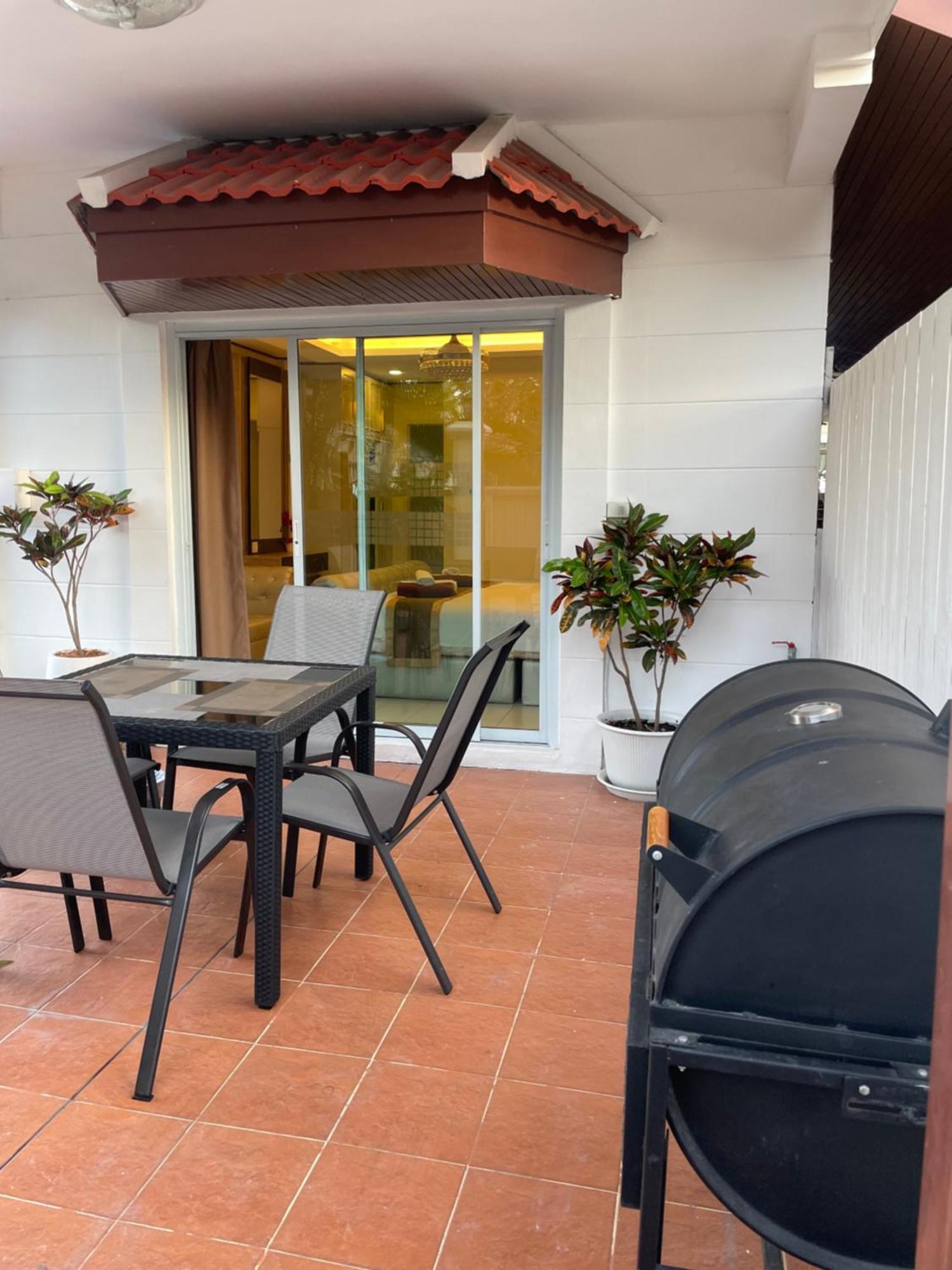 Pool Villa39a 300 Mater To Gate Exit Pattaya