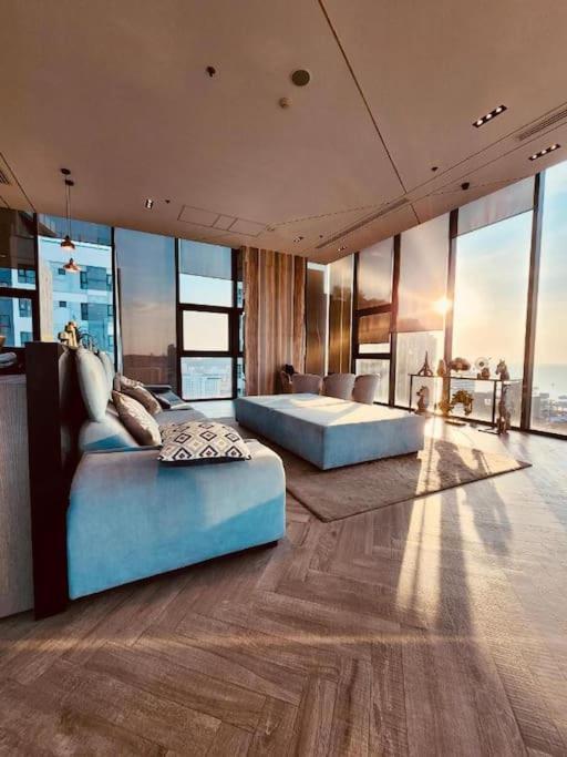 Sea View & Infinity Pool Of Apartment *