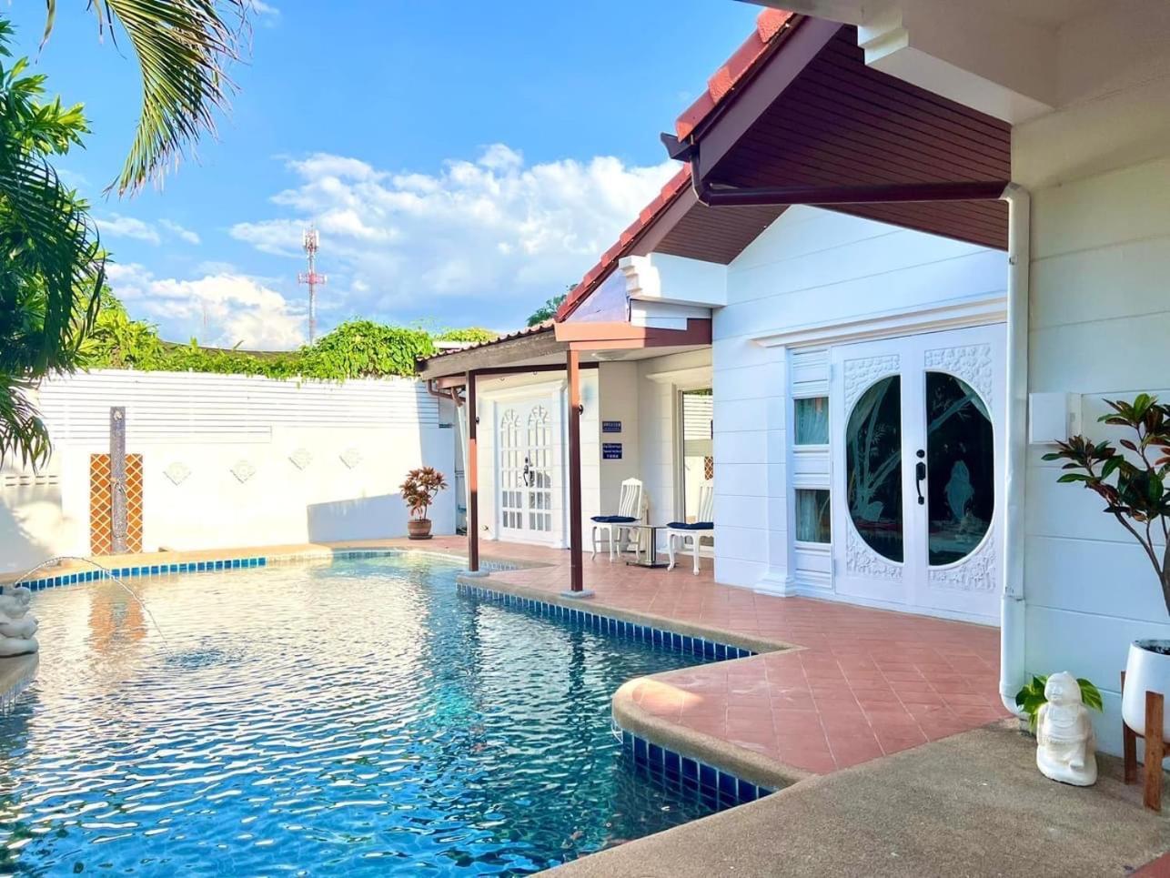 Pool Villa39a 300 Mater To Gate Exit *