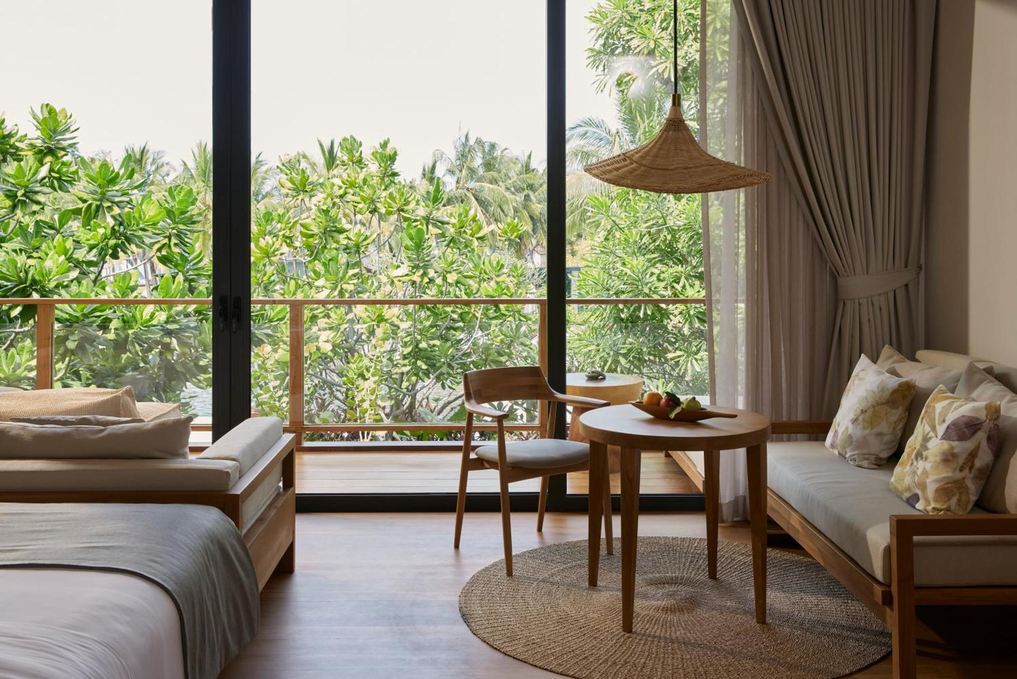 The Retreat, Hotel