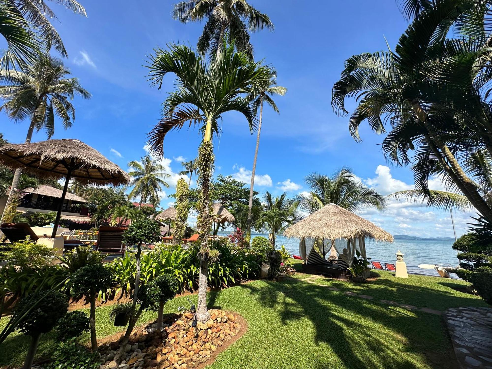 Amber Sands Resort 3*