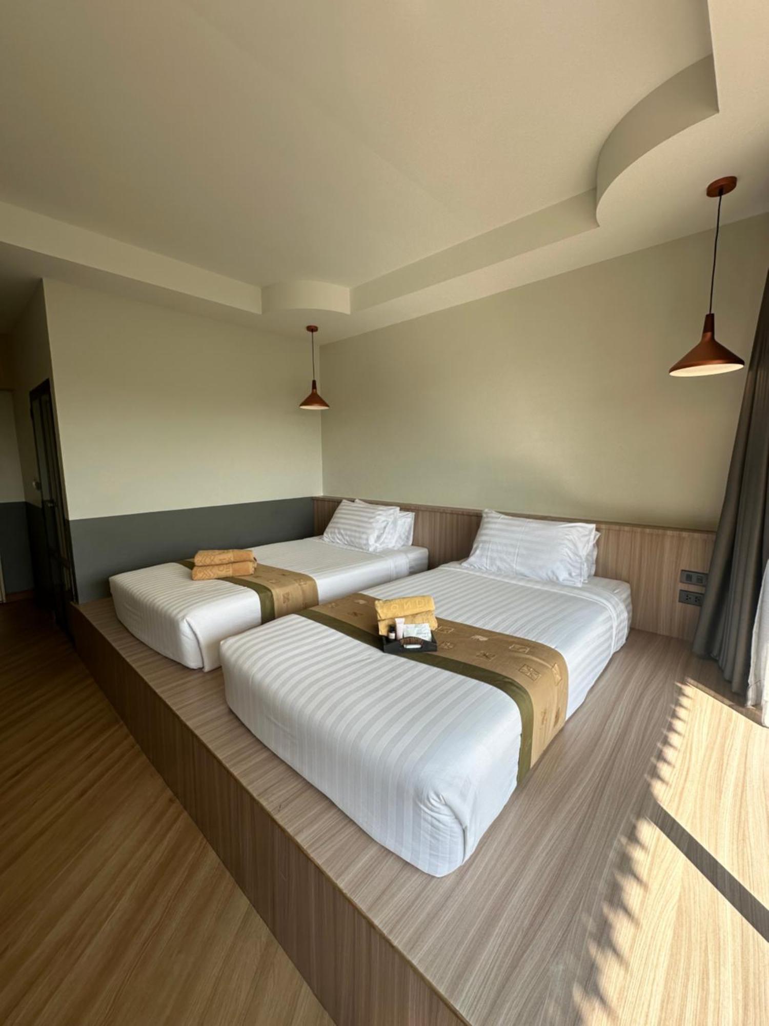 Hotel Diamond Park Chiangrai &
