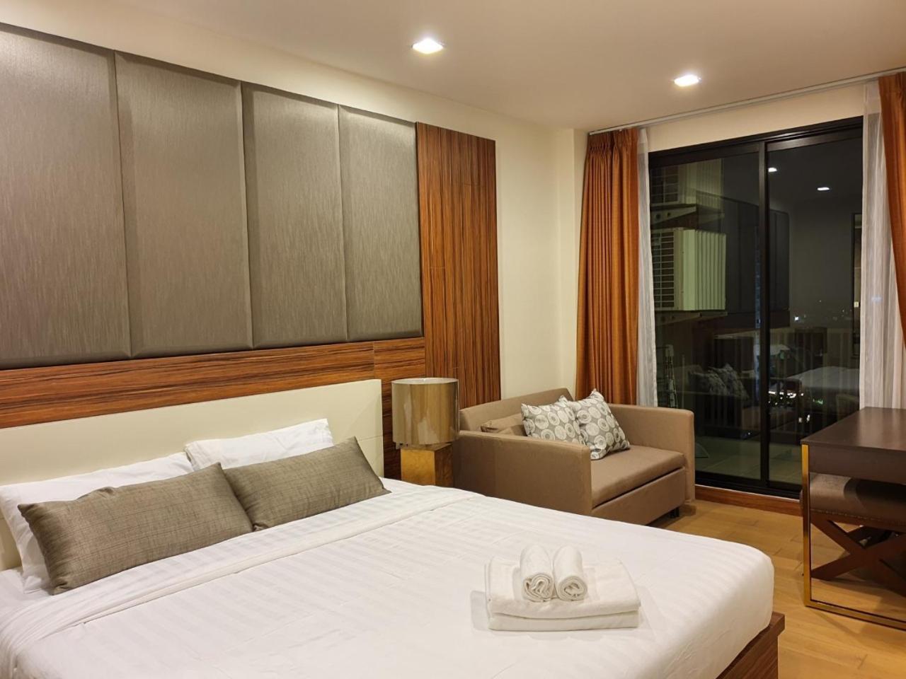 The Astra Apartment Chiang Mai