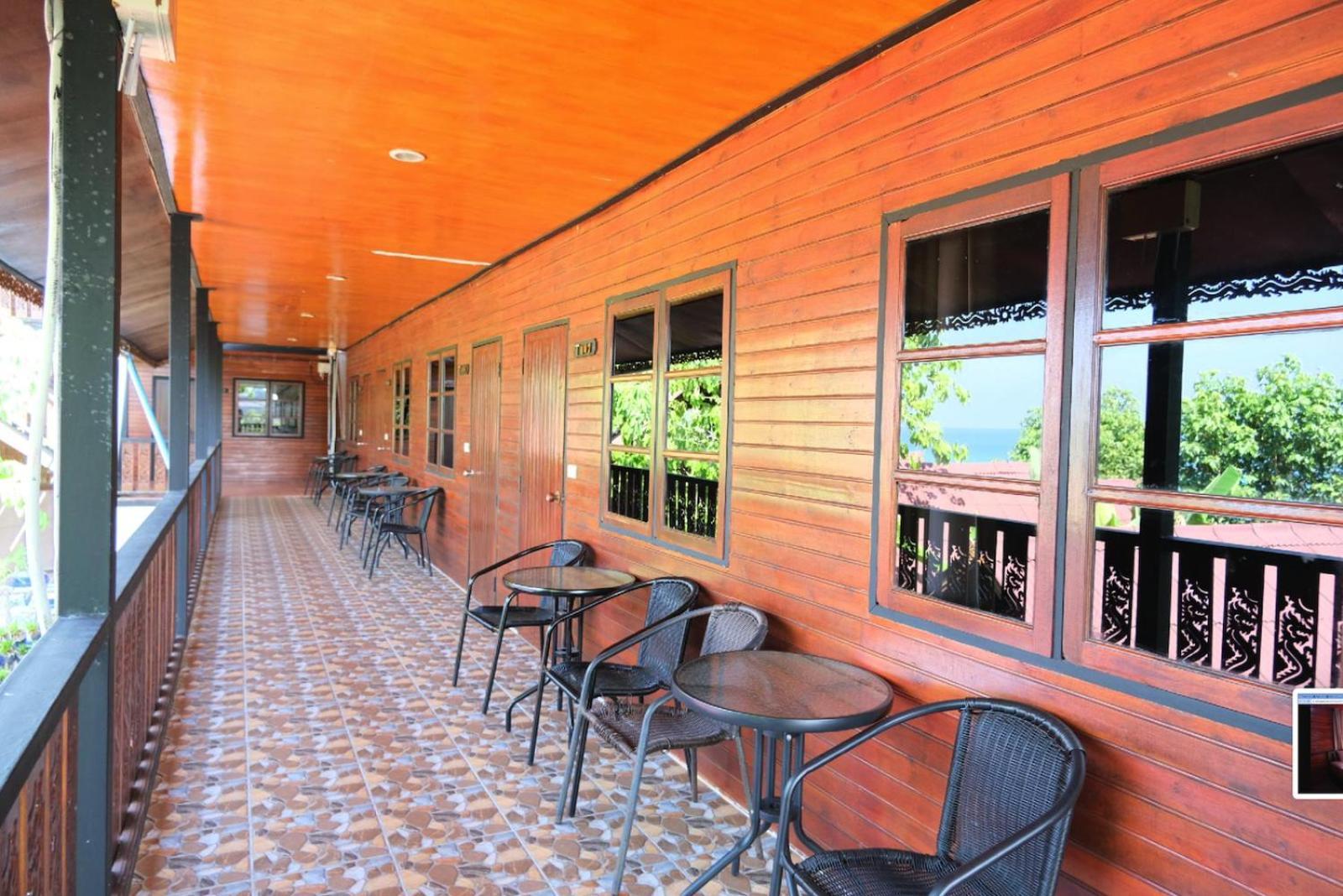 The Cobble Hotel- Island 3*