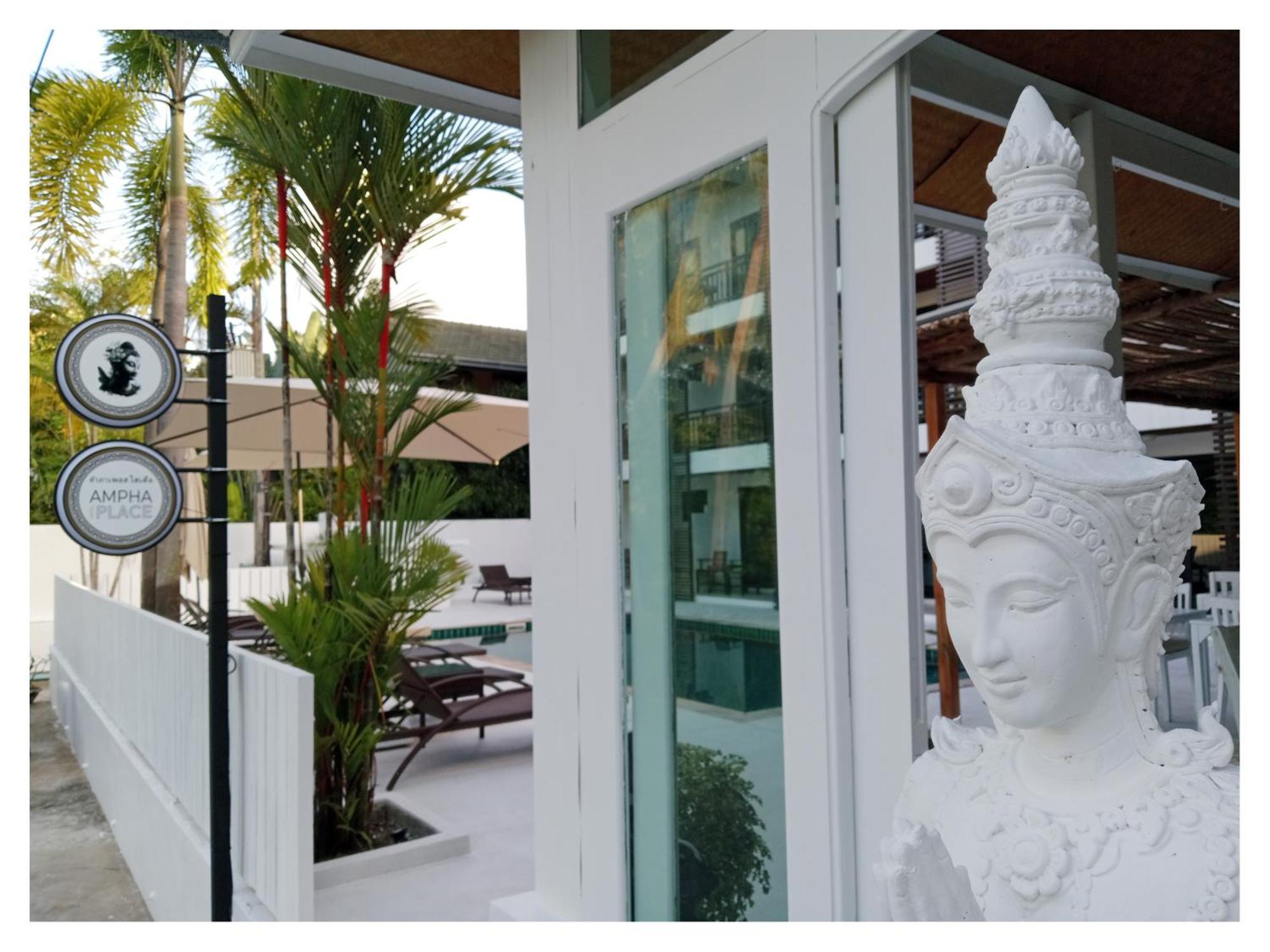 Hotel Ampha Place