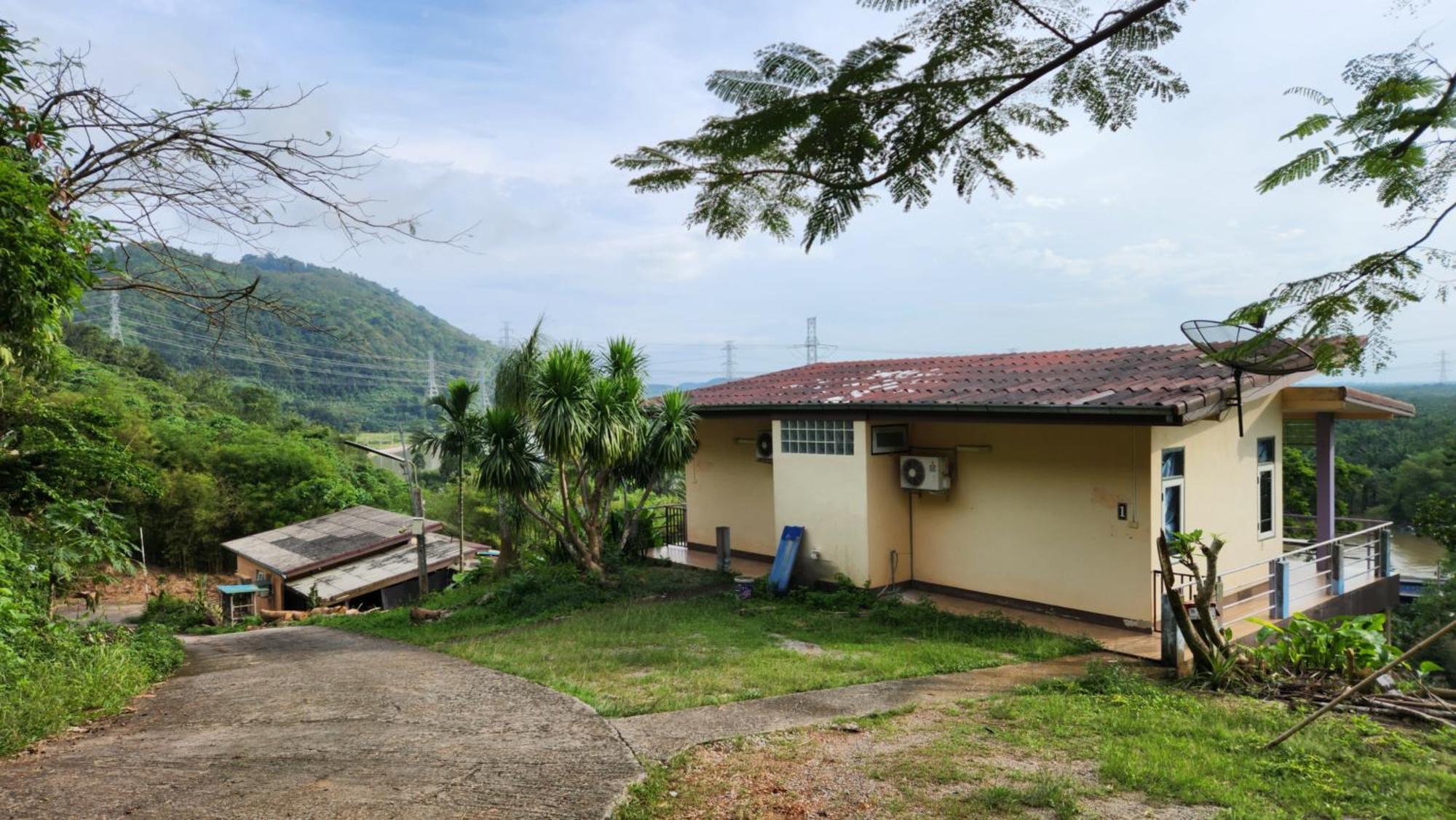 Resort Baan Khao Noi