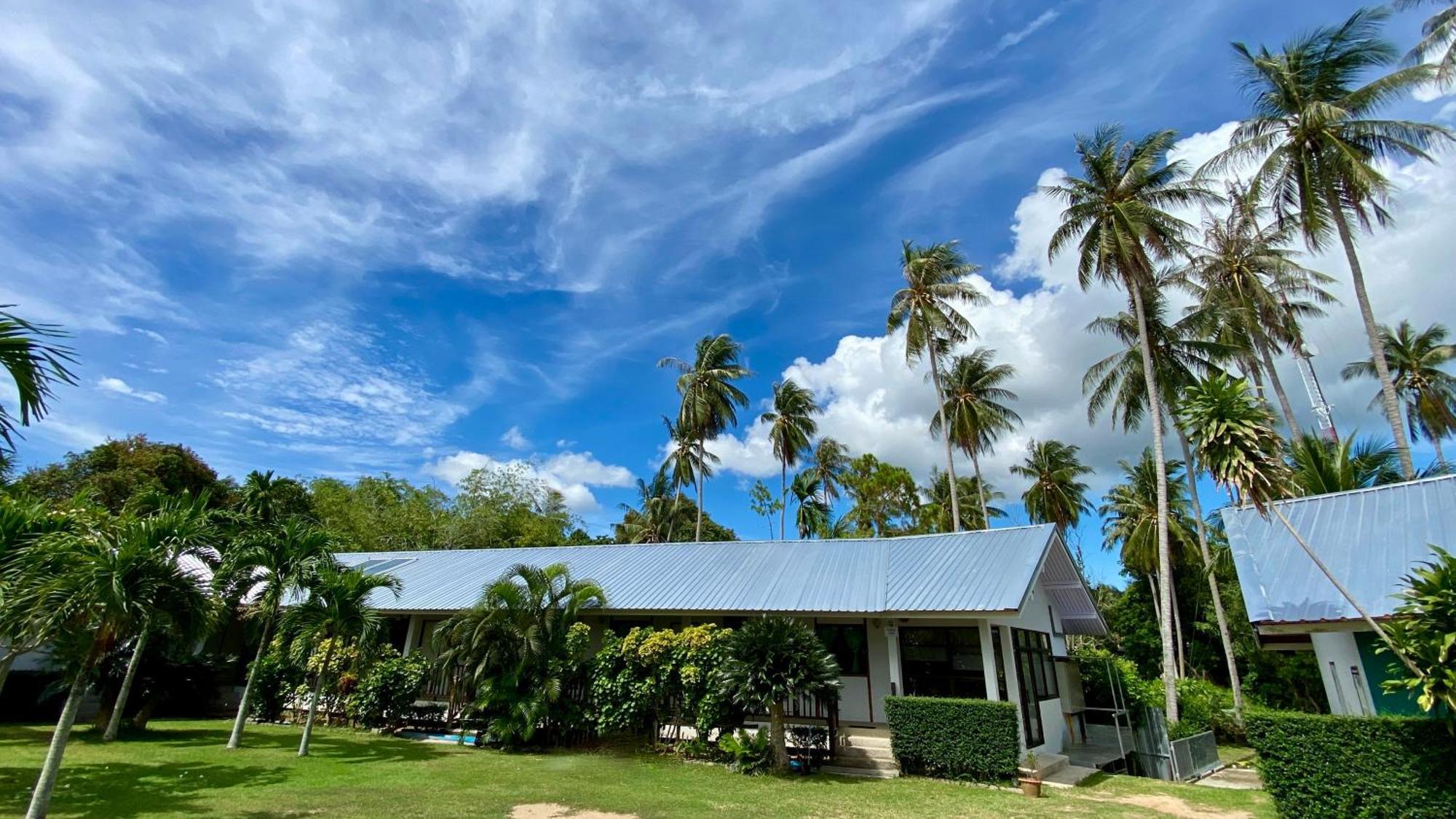 Orchard House 2*