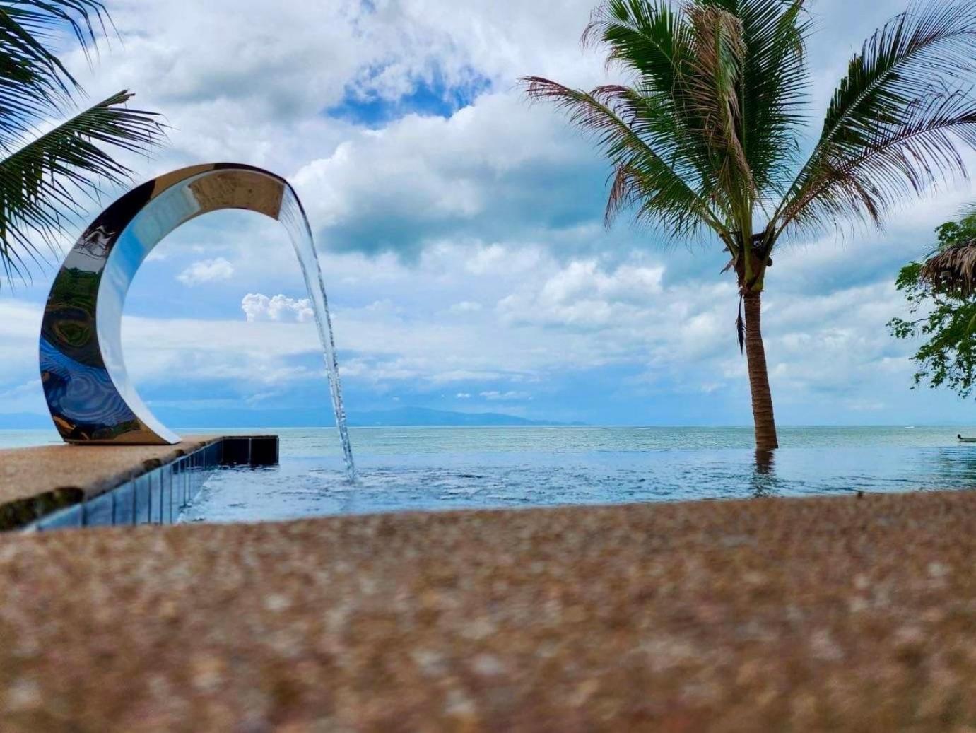 Absolute Beachfront Hotel 5*