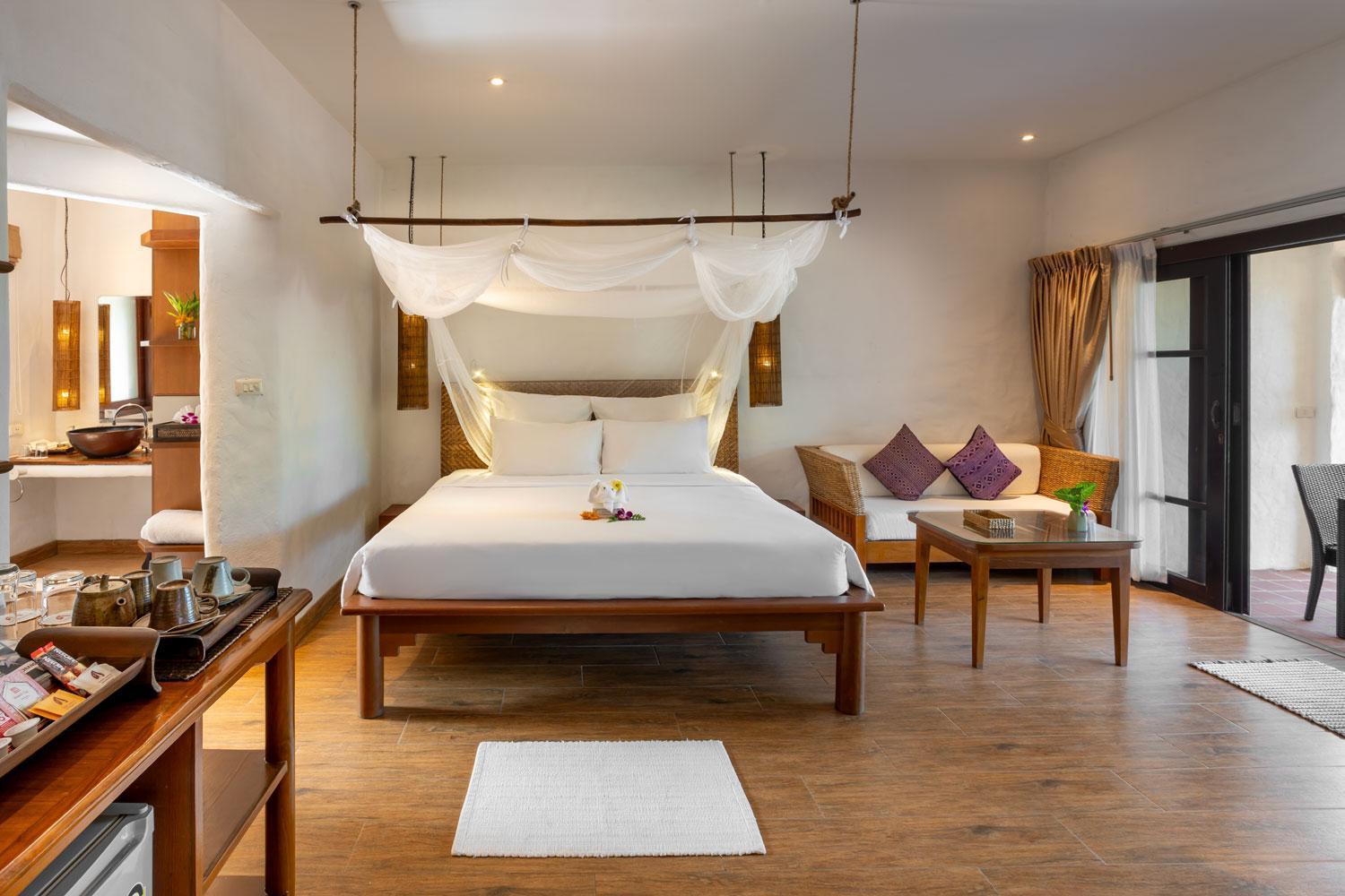 Resort The Legend Boutique River & 4*