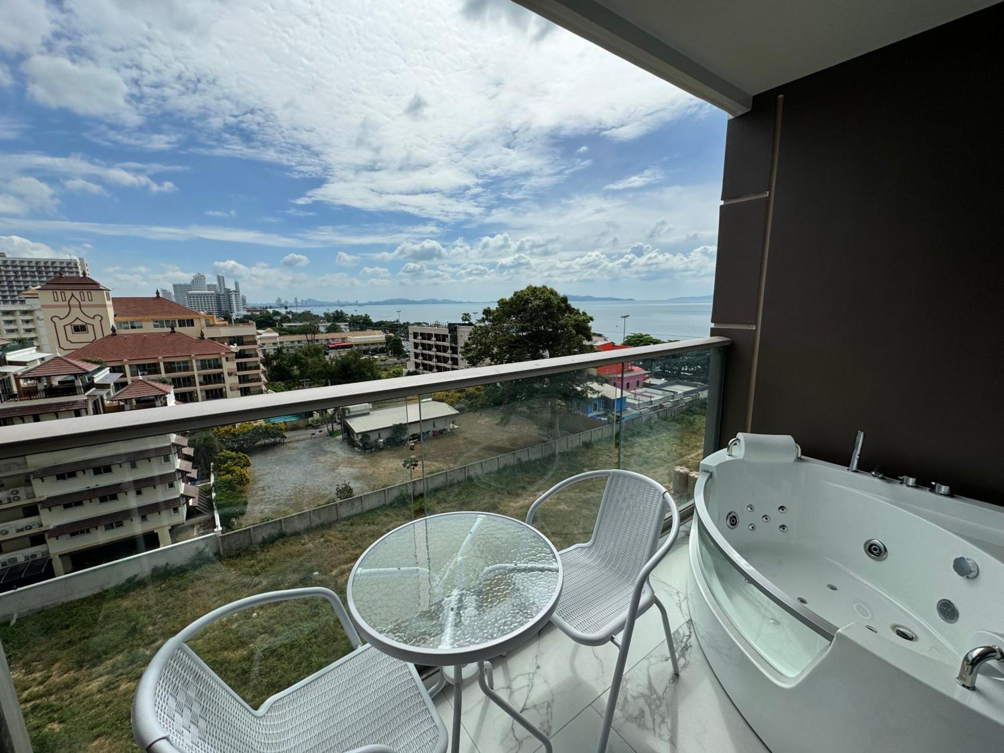 Copacabana 中天海滩寇芭酒店公寓 Apartment Jomtien Beach