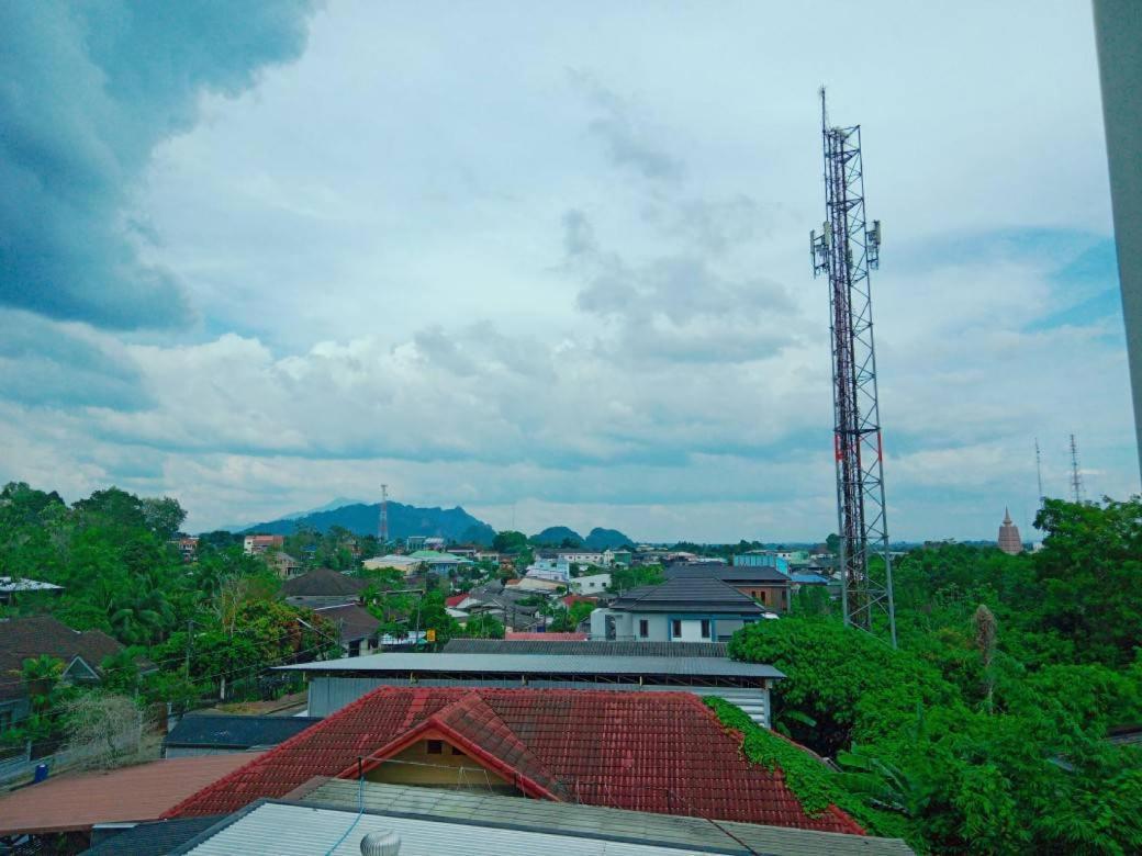Jingjit Hotel