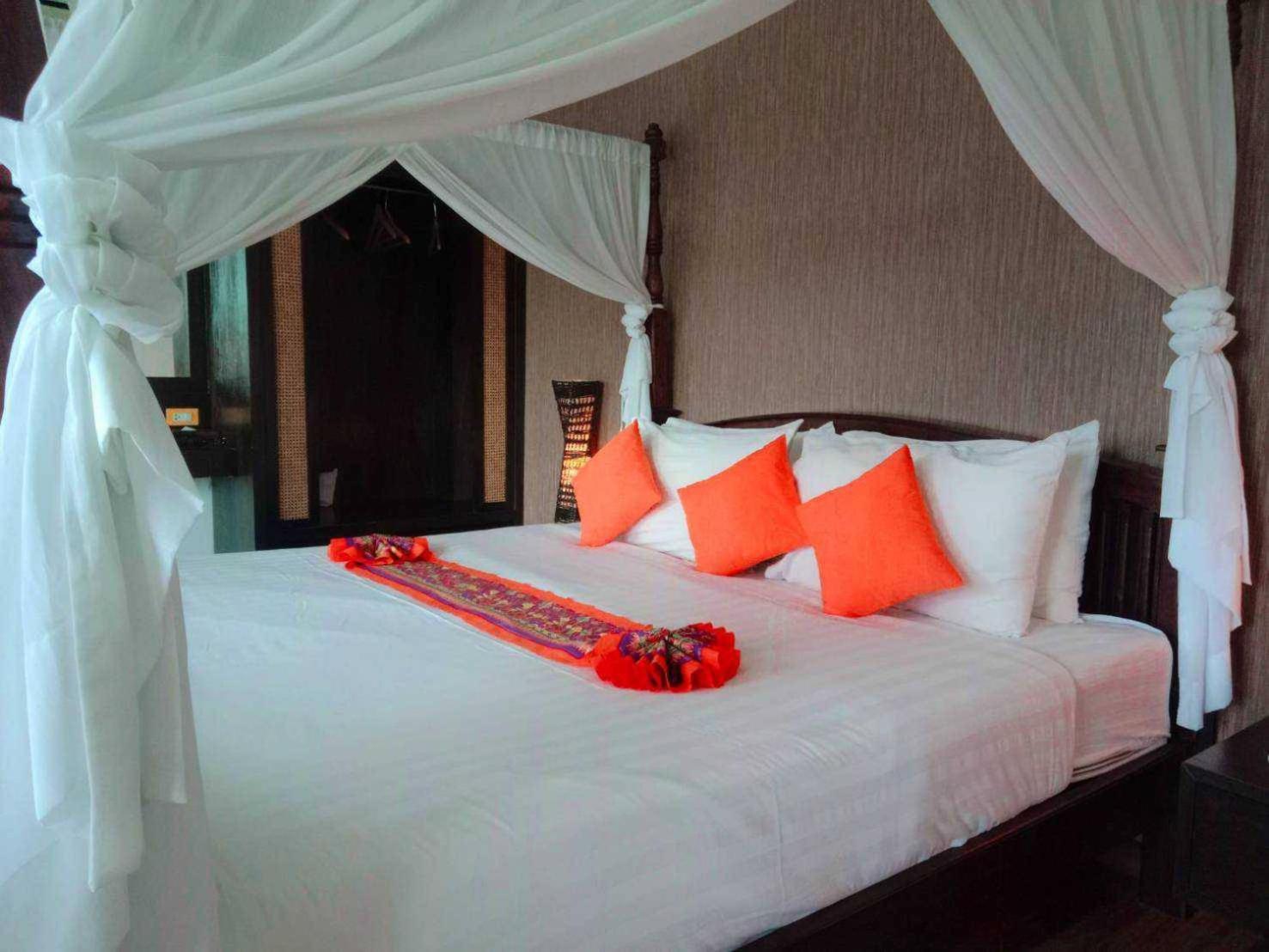 Jingjit Hotel