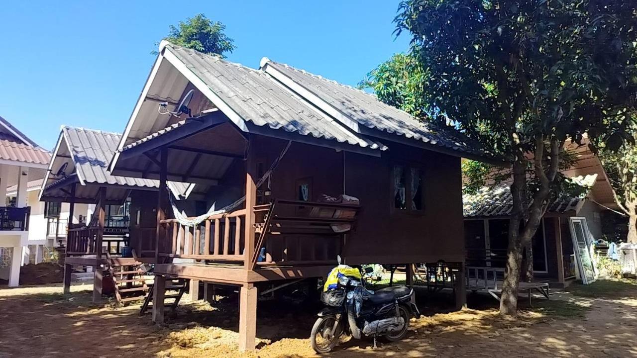 Family Hut * Pai