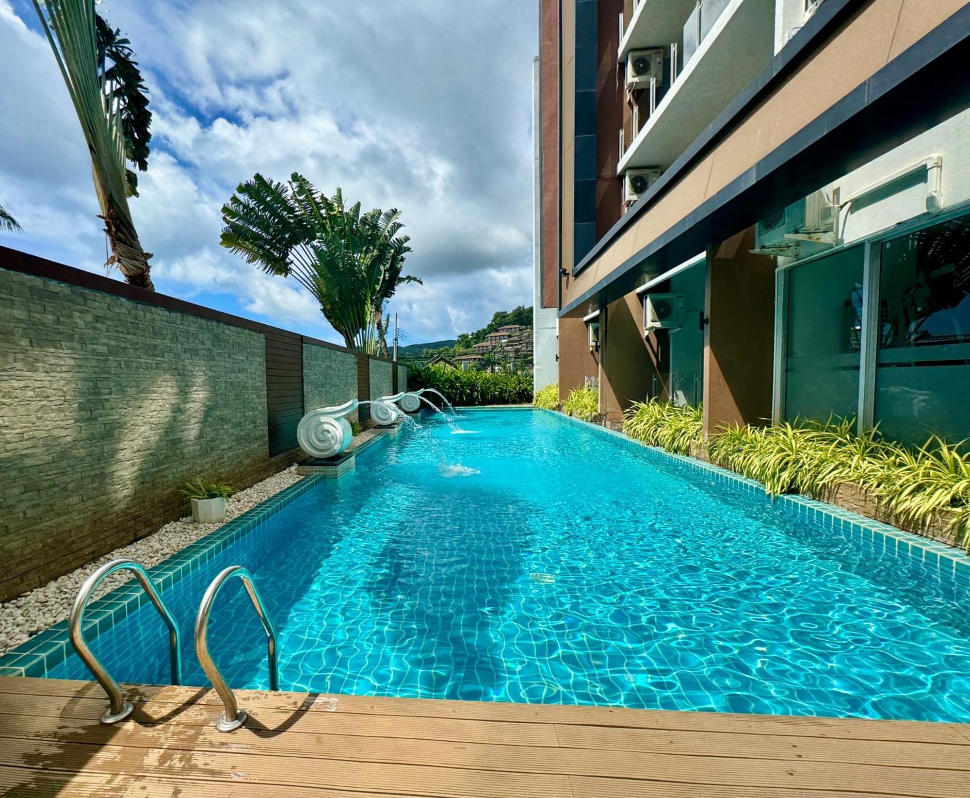 Sea View At Chic Condo, Apartamento Karon