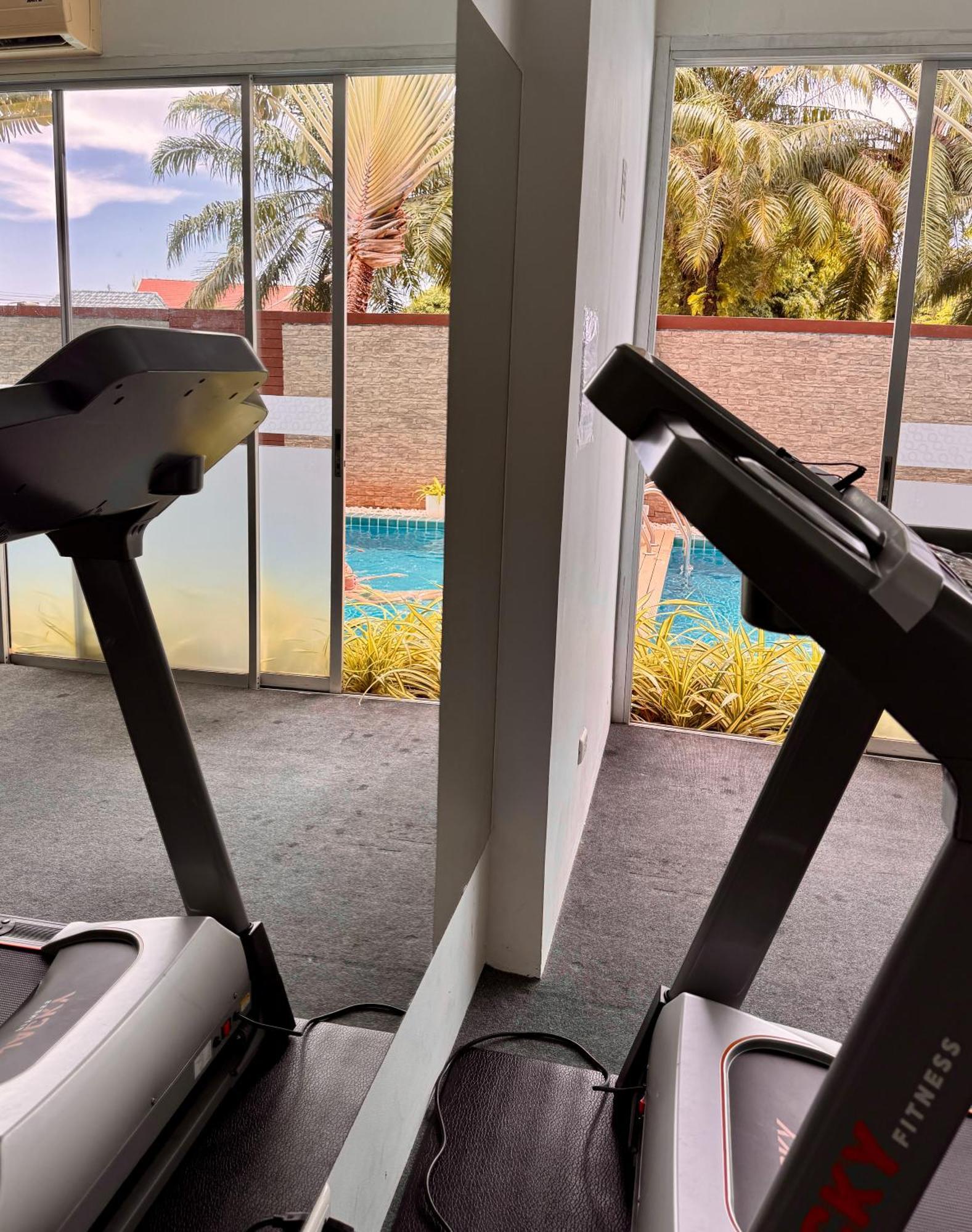 Sea View At Chic Condo, Apartamento Karon