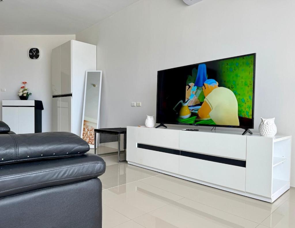 Apartamento Sea View At Chic Condo,