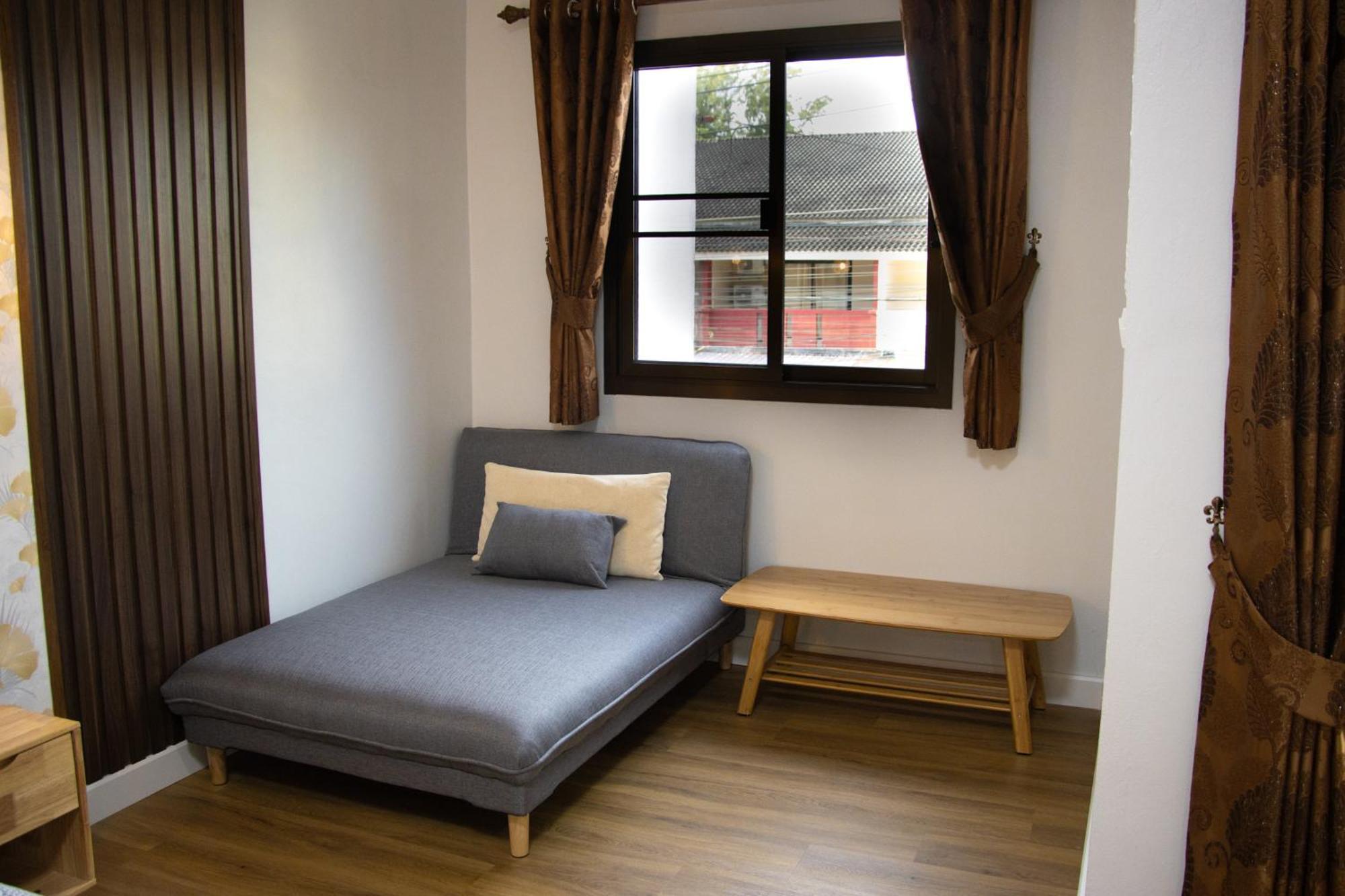Thai Life Khaolak Guest house 2*
