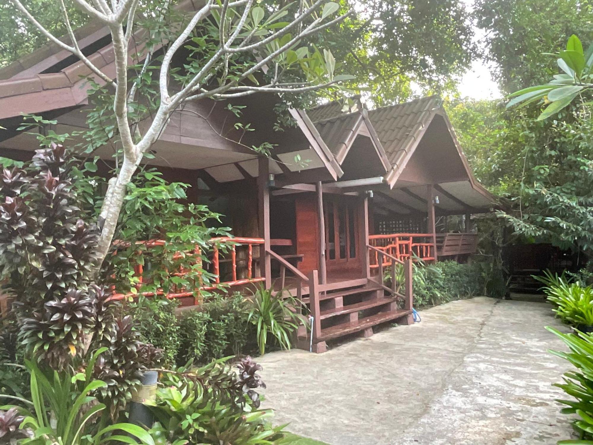 Resort Siam Lanta - Sha Extra