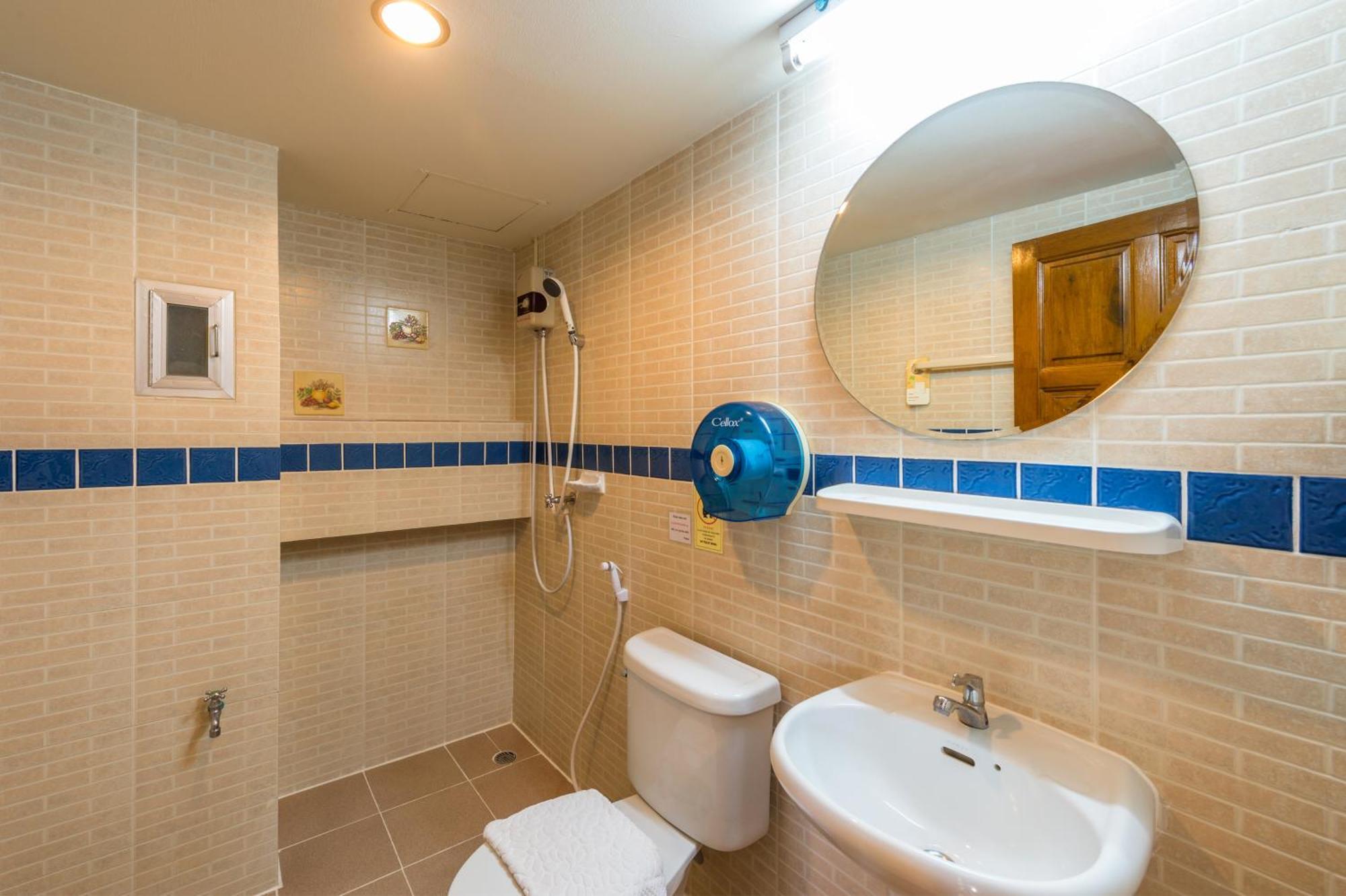 Lanta Thip House By Swiss-belhotel - Sha 3*
