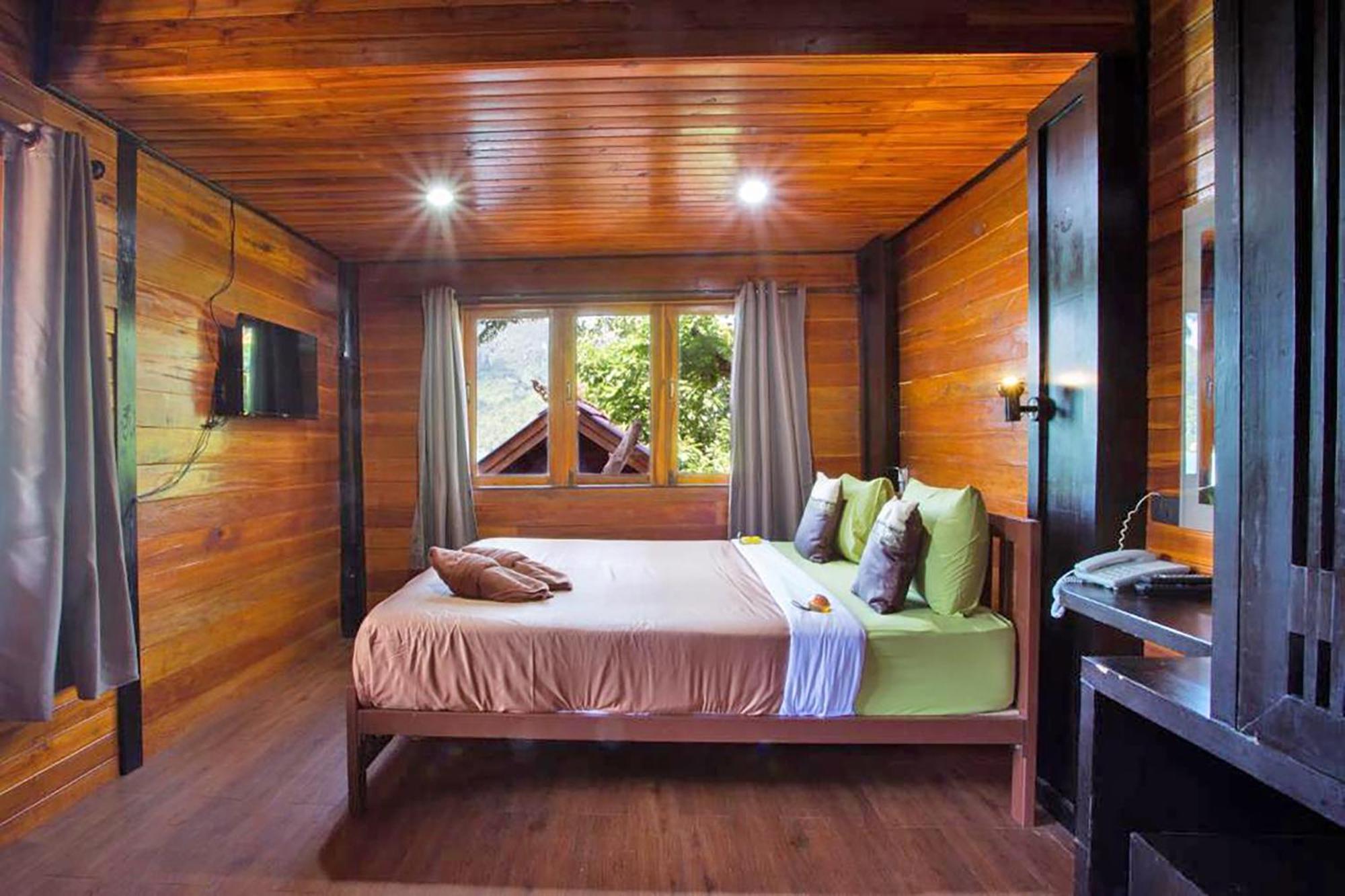 The Cobble Hotel- Island 3*