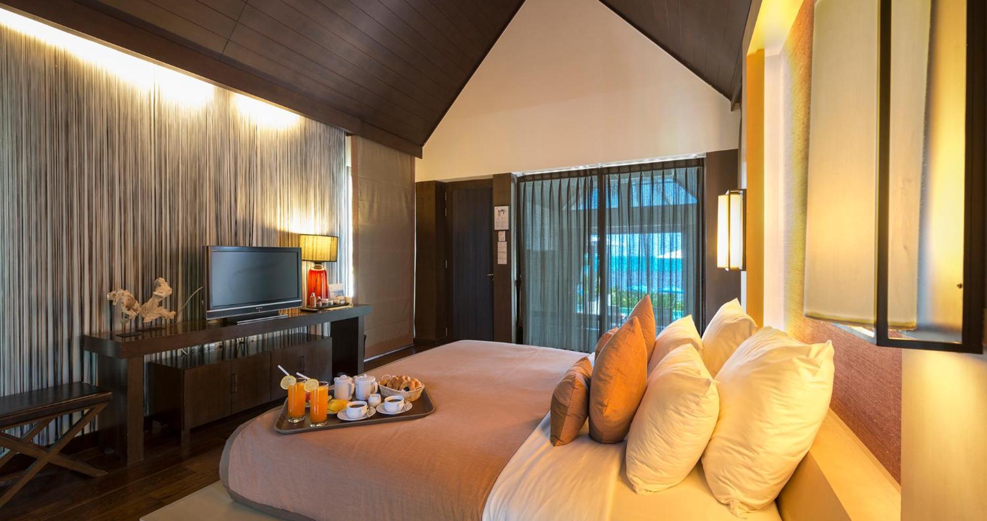 Resort The Sea And Residences By Tolani - Sha Extra 5*