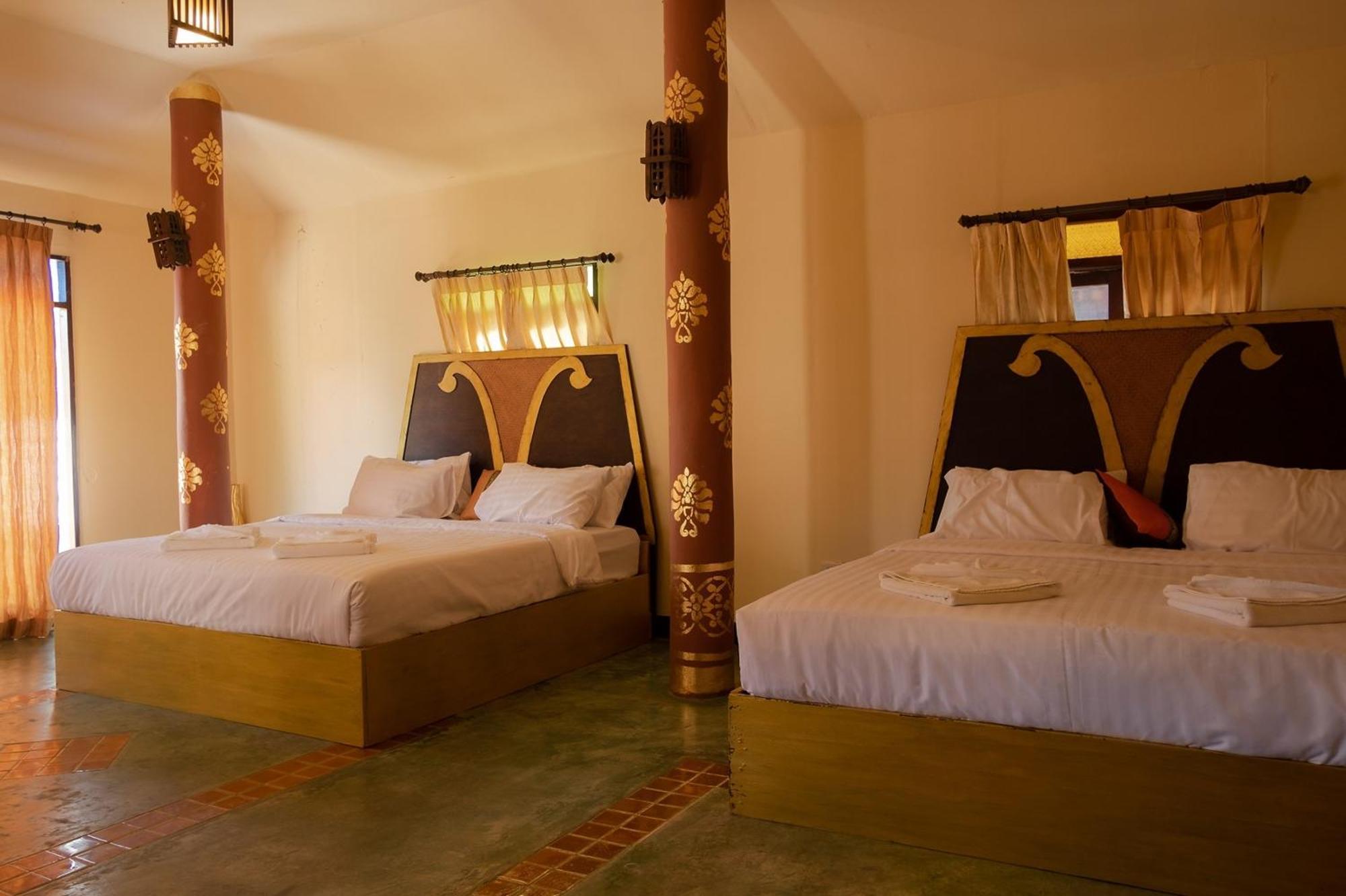 Baan Tawai Lanna Resort 3*