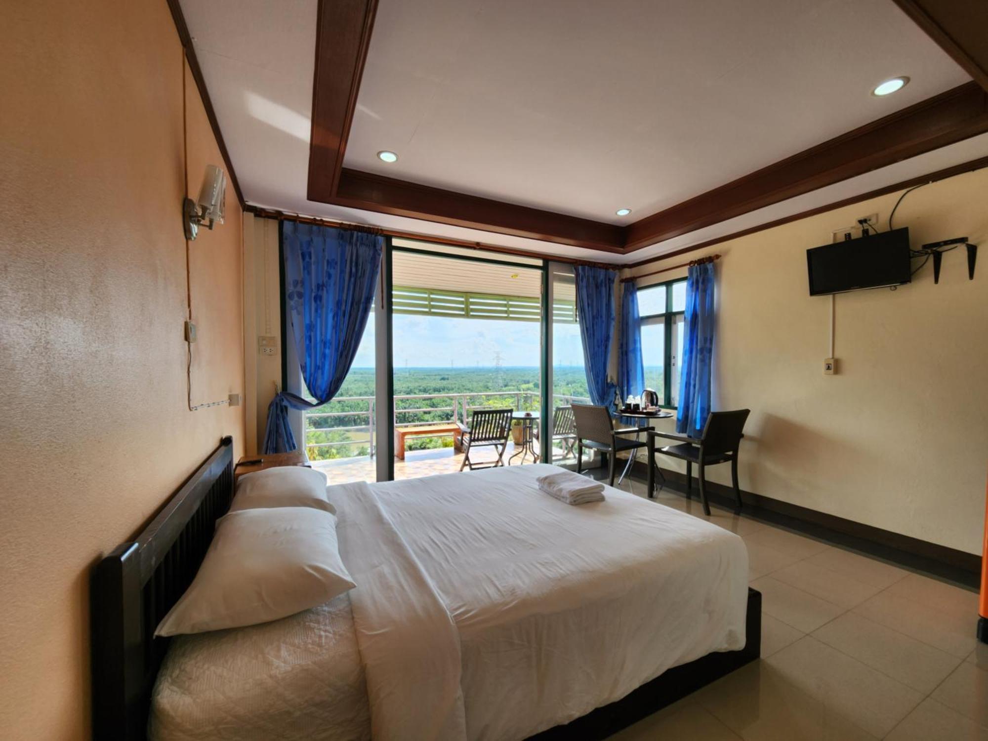 Baan Khao Noi Resort Surat Thani