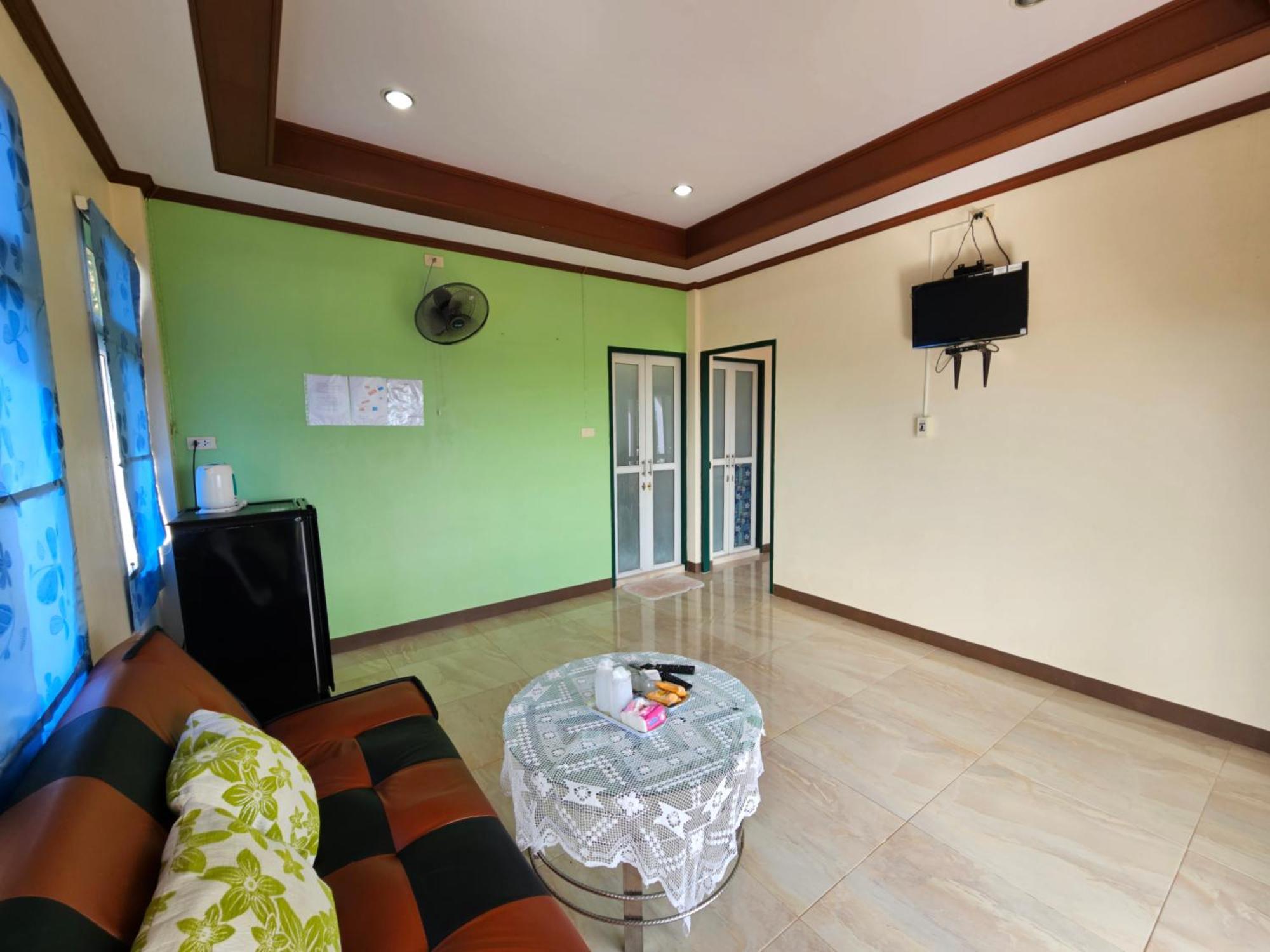 Baan Khao Noi Surat Thani