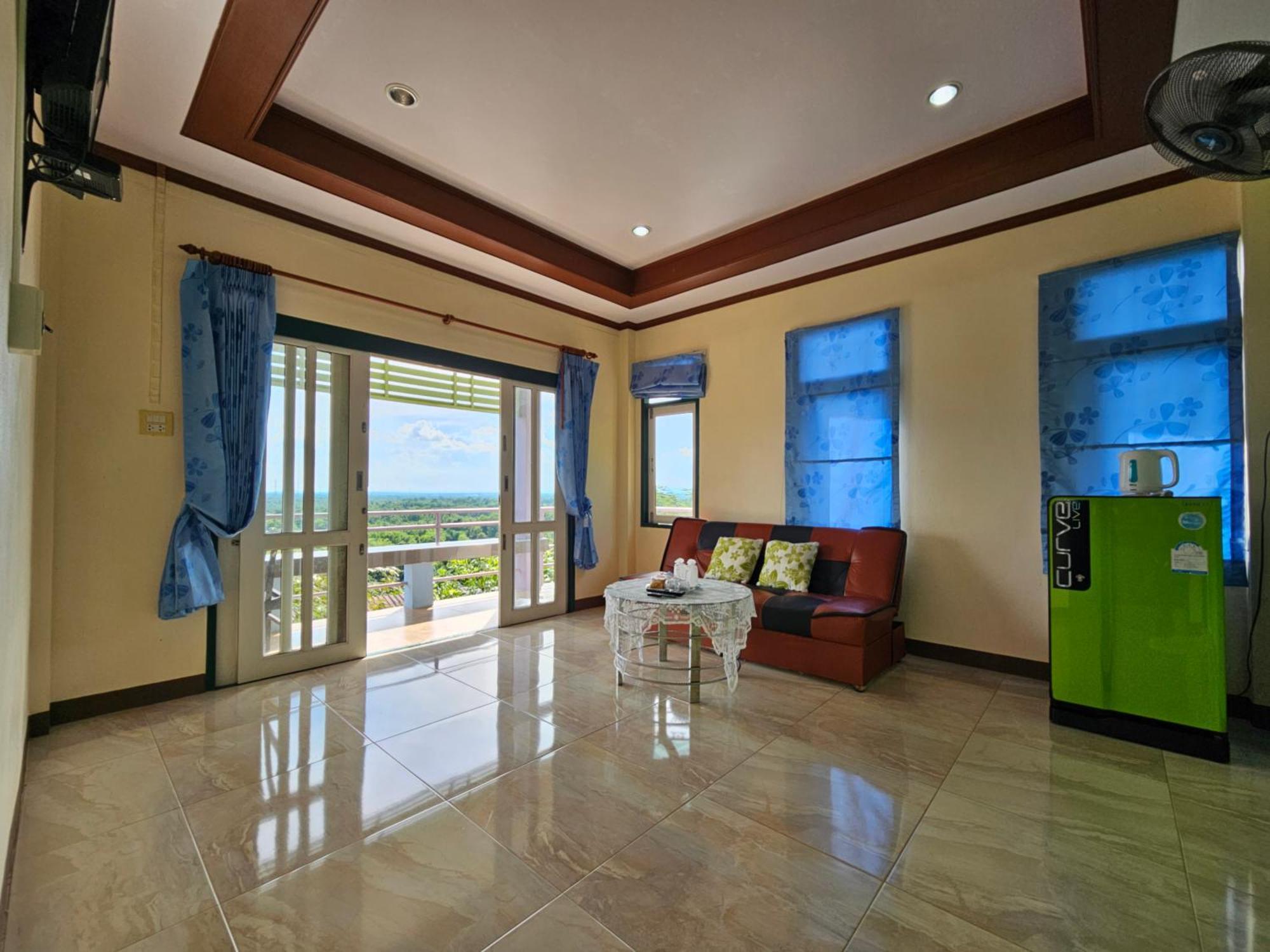 Resort Baan Khao Noi *