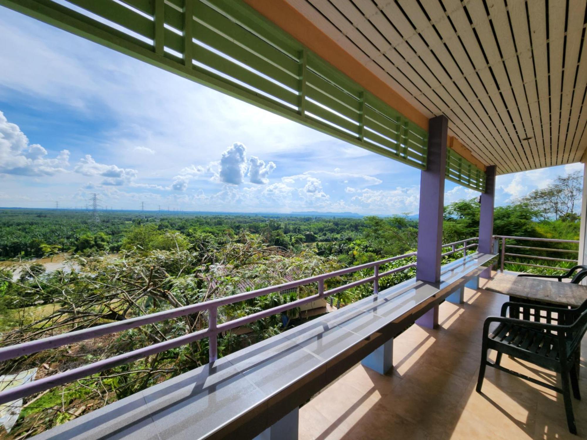 Baan Khao Noi * Surat Thani