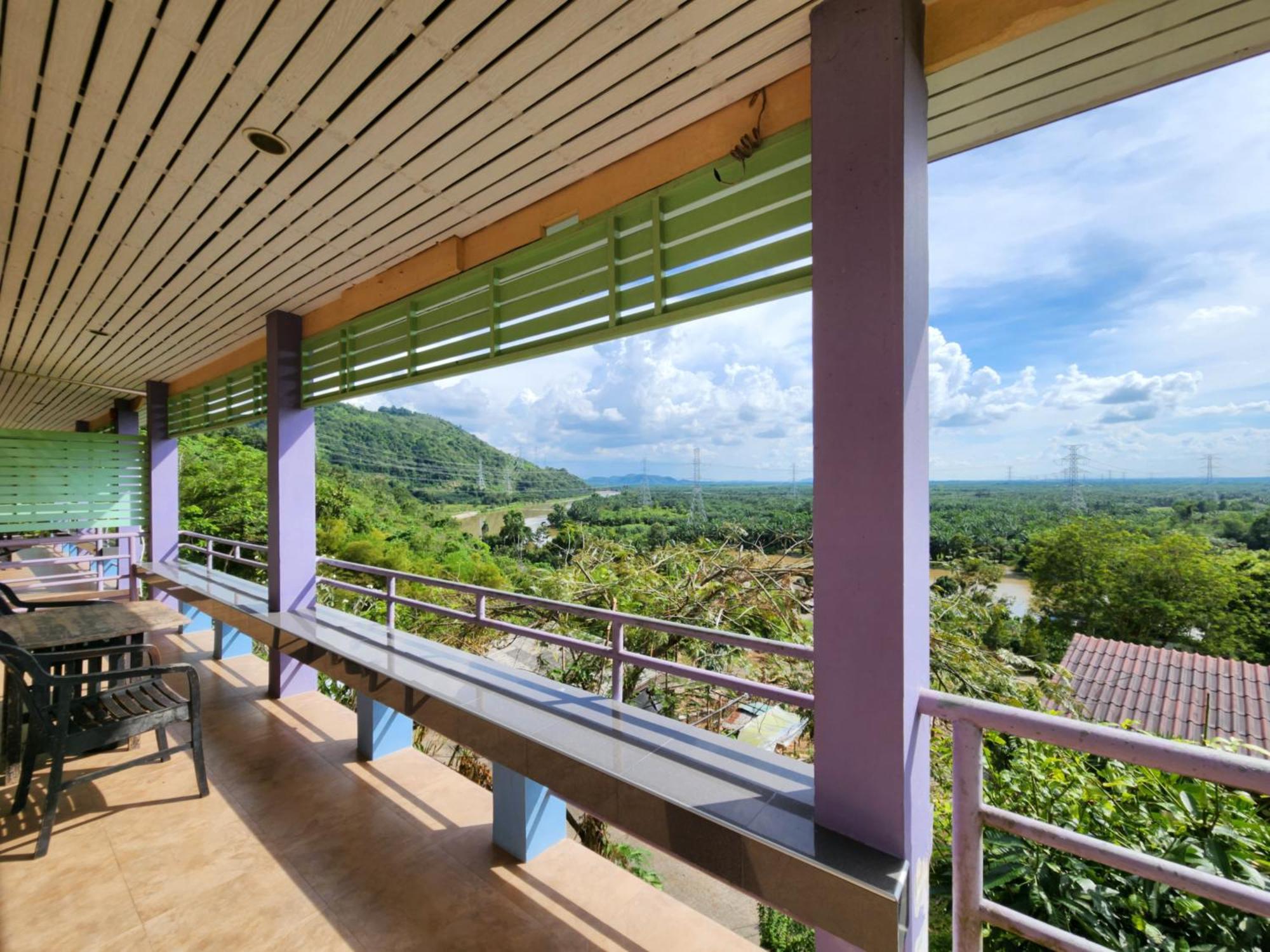 Baan Khao Noi