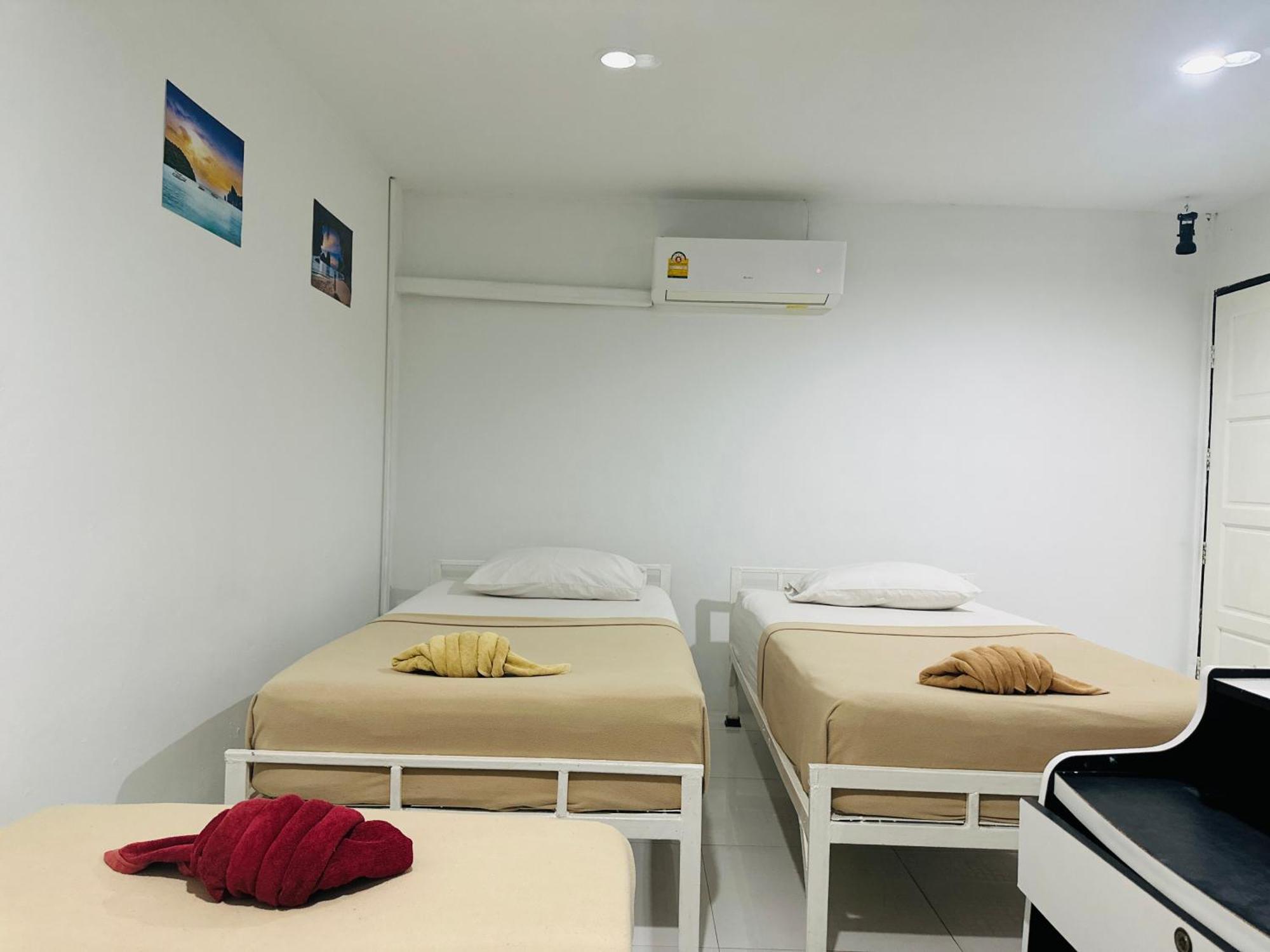 Bang Sit Guest house Phi Phi Don