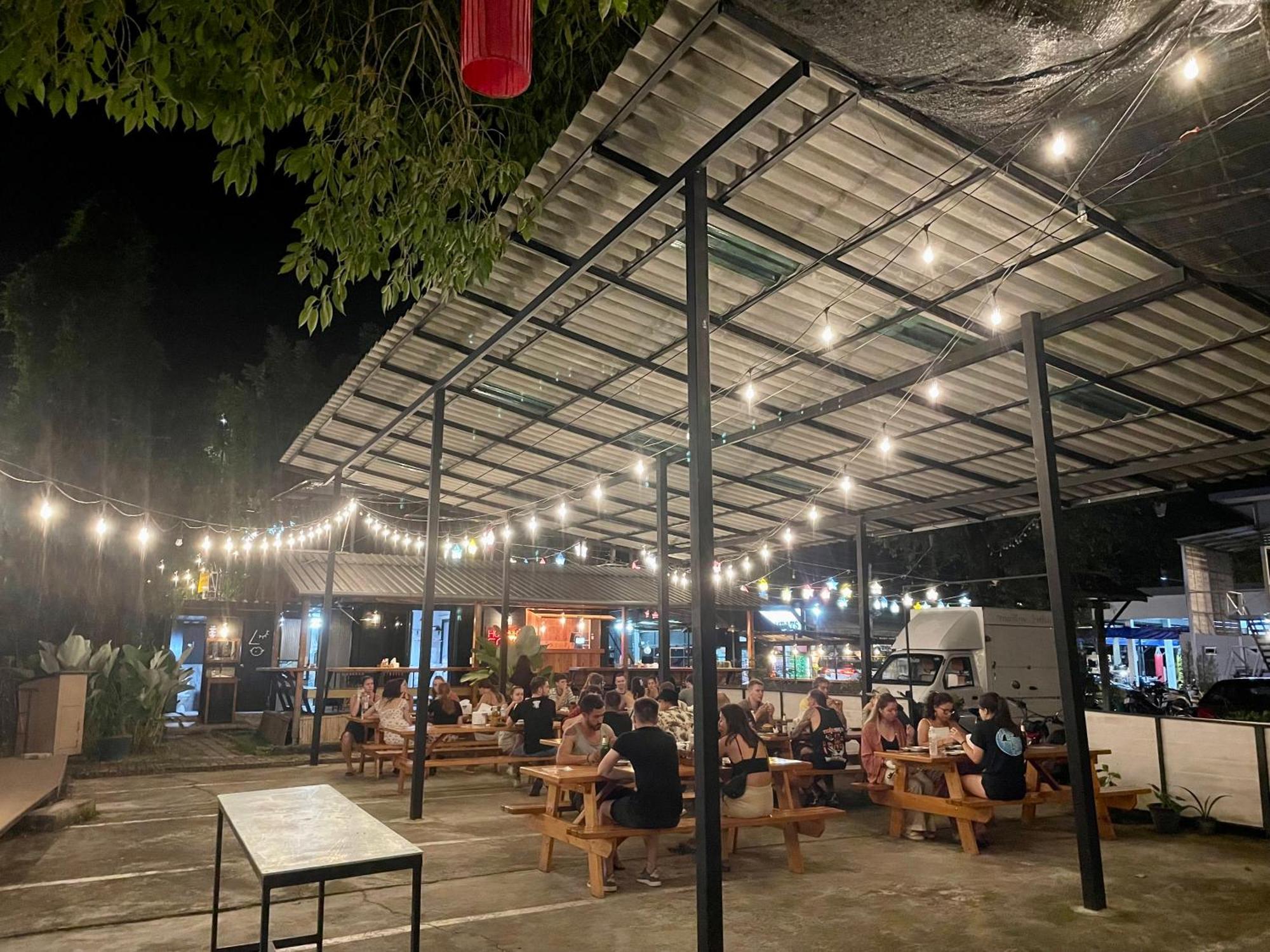Revolution Hostel Pai