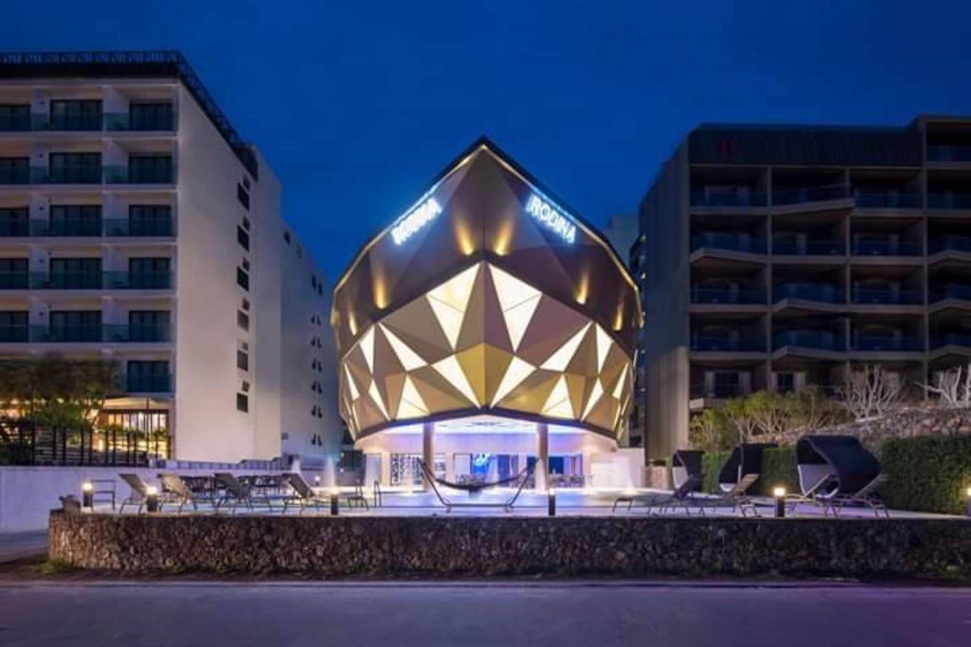 Rodina 5* Jomtien Beach