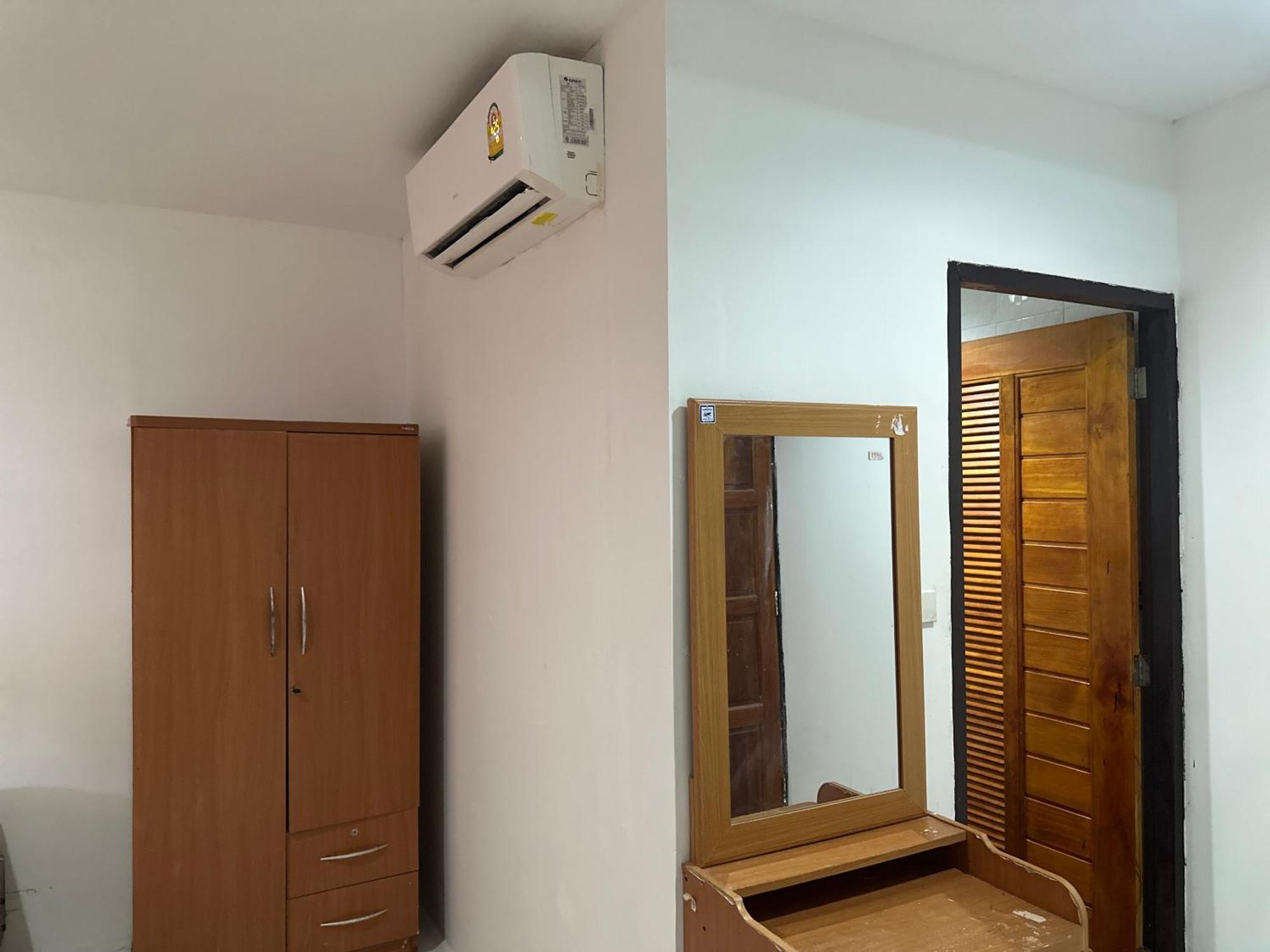 Guest house Bang Sit 2*