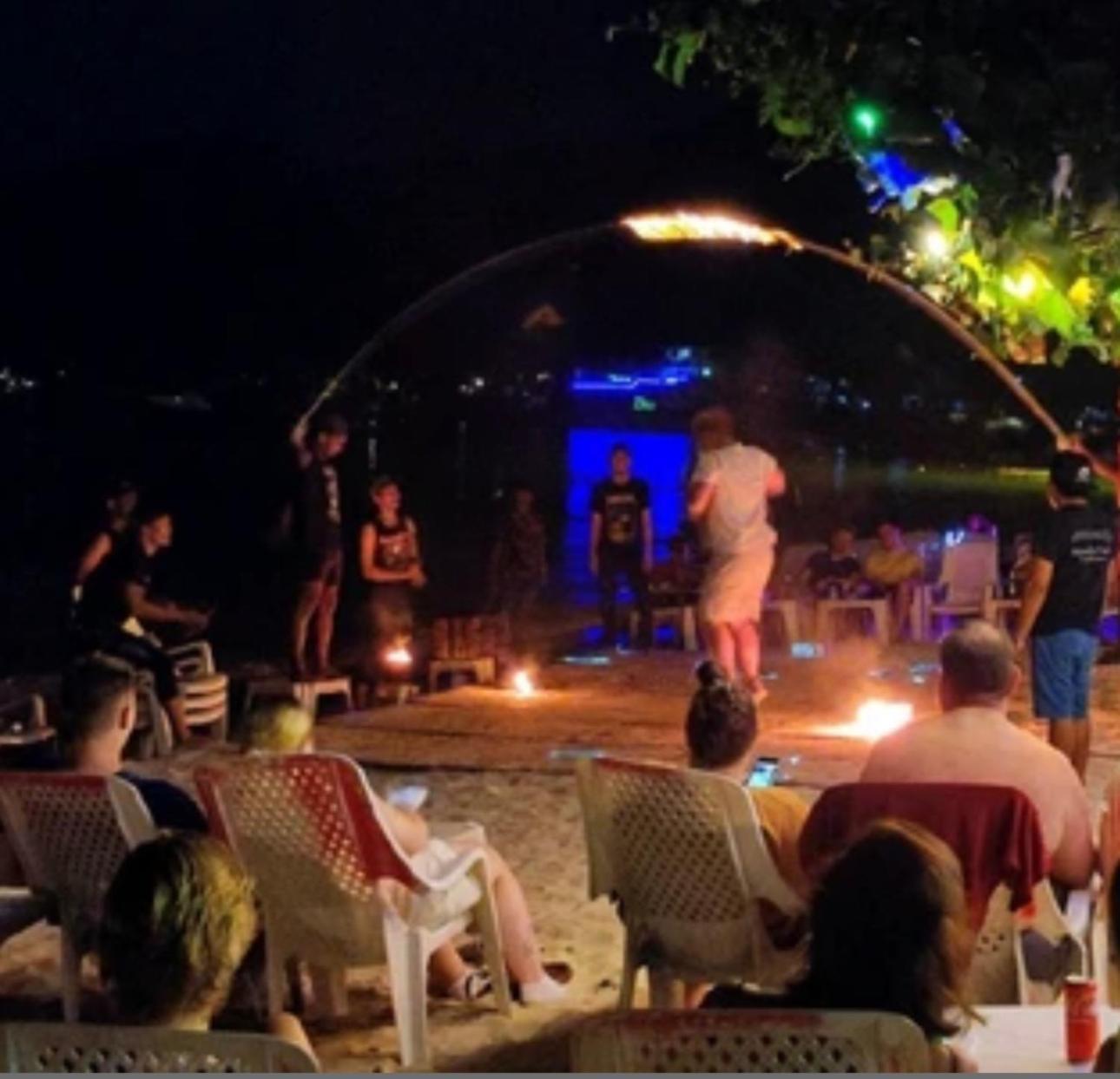 Bang Sit Guest house Phi Phi Don
