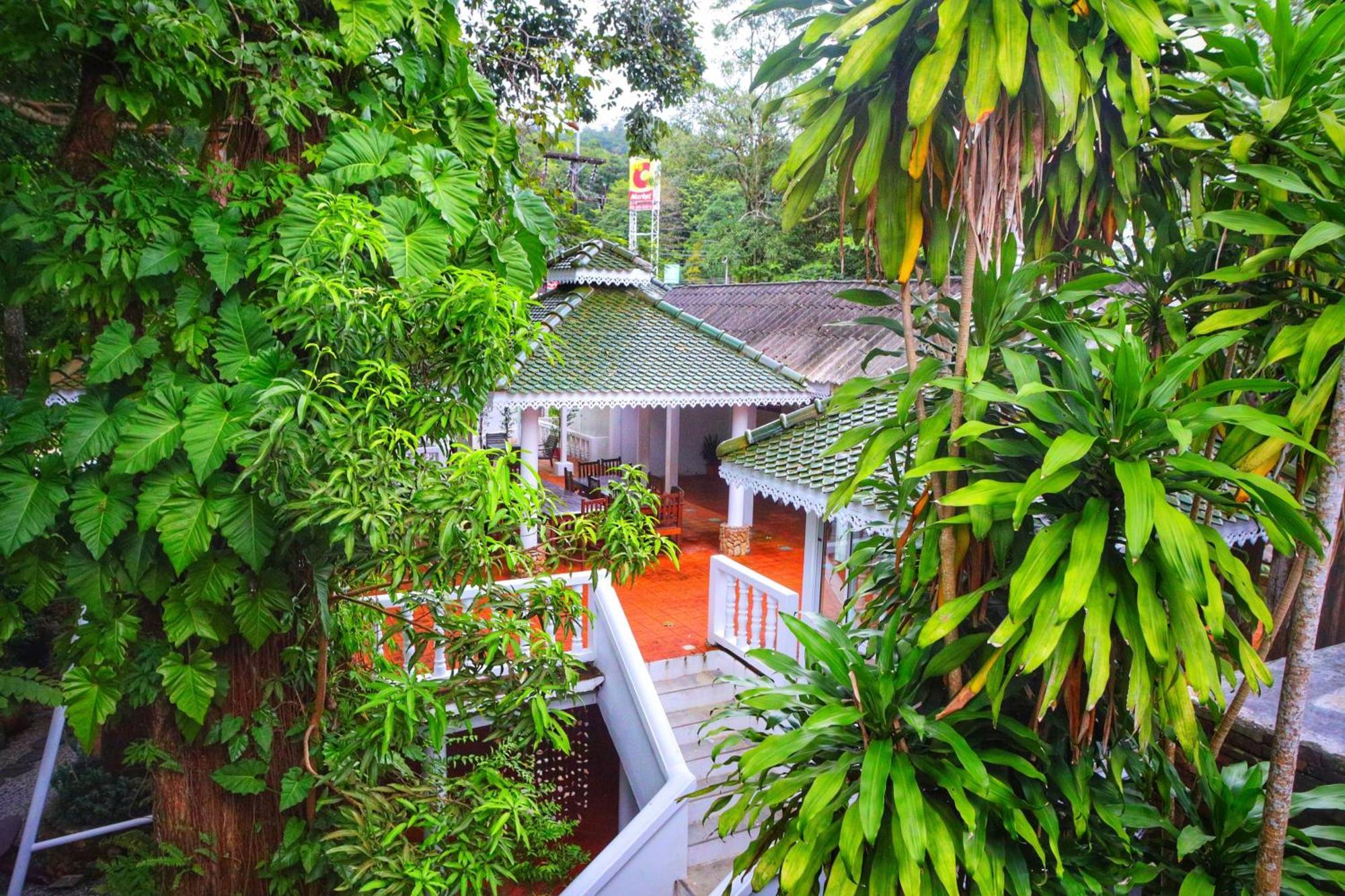 Resort Keereeta 3*