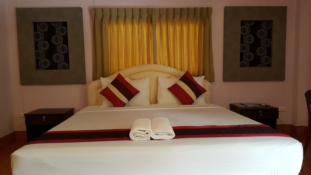Khaolak Grand 3*