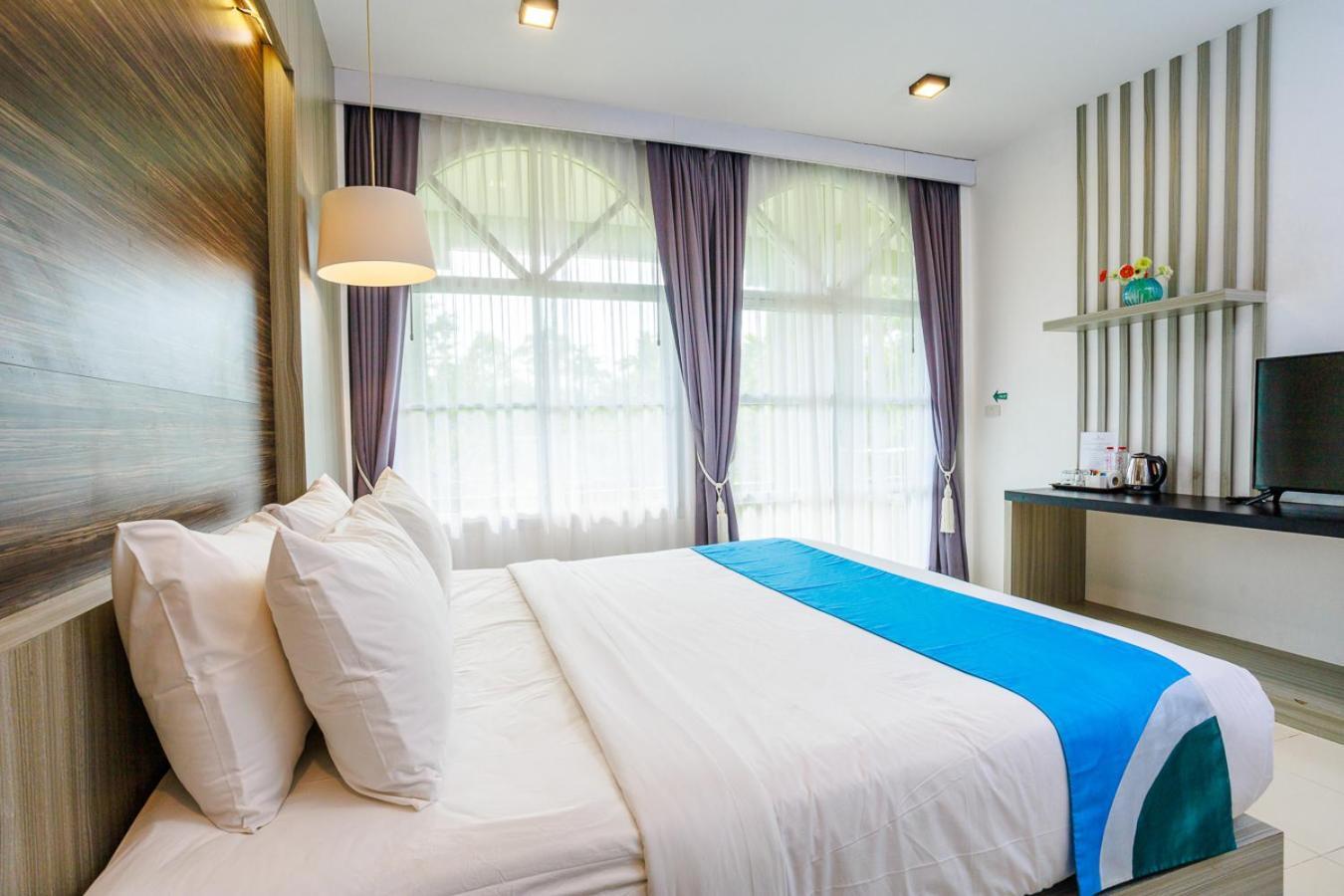 Baan Suan Resort 3*