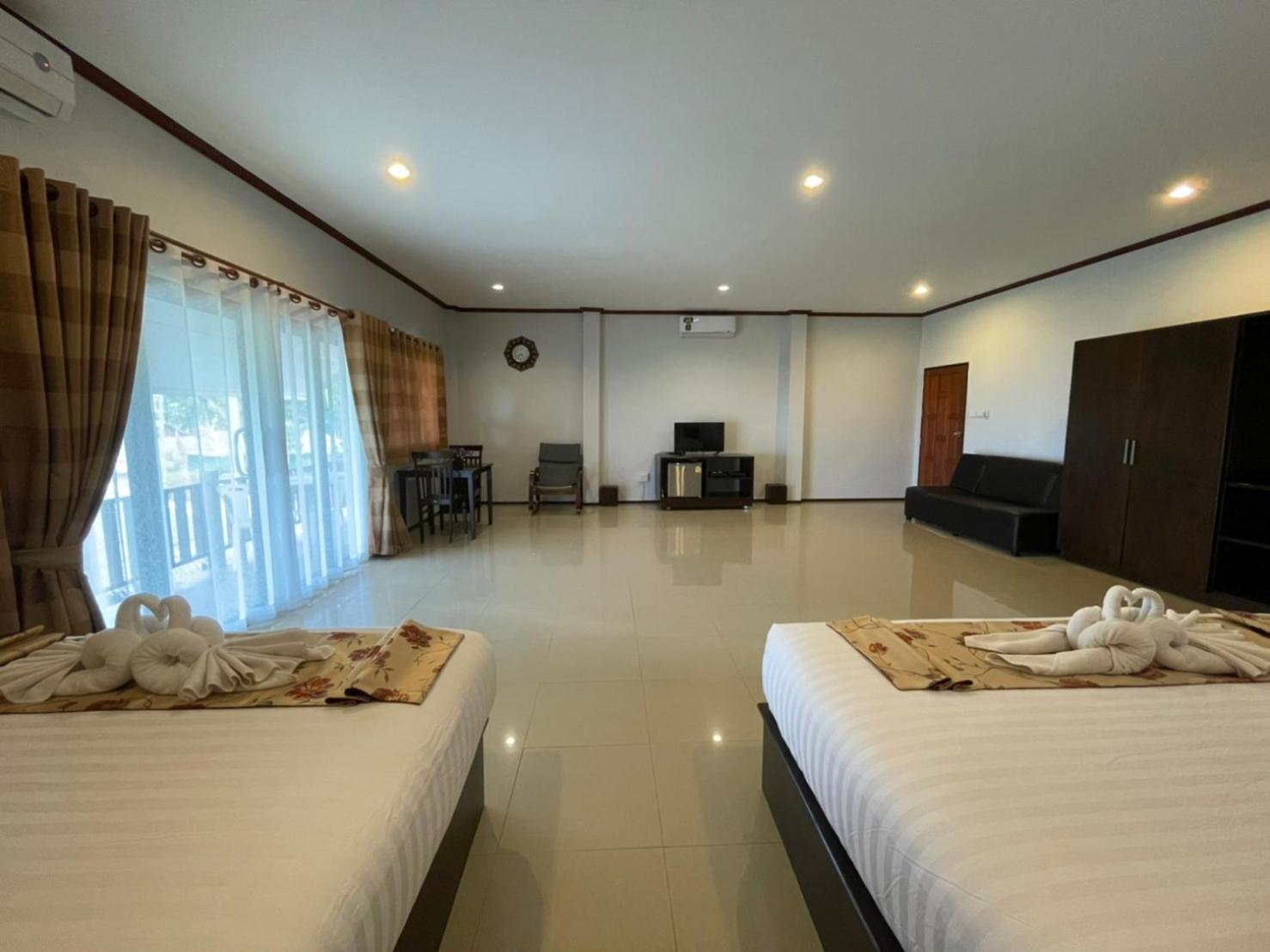 Lanta Arrow House