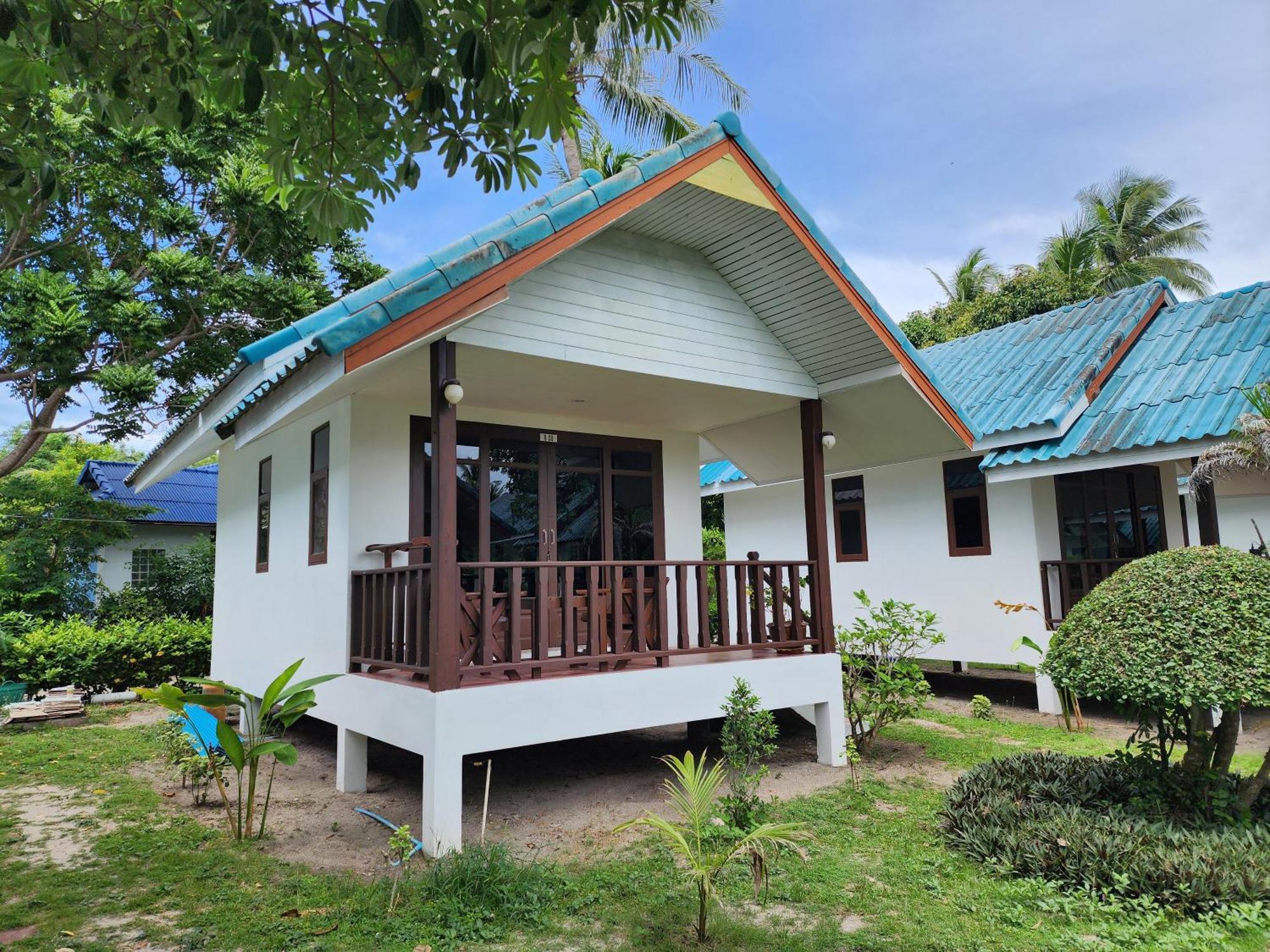 Tiki Beach Koh Phangan Beach Restaurant Bar And Coworking (Adults Only) Hotel 3*