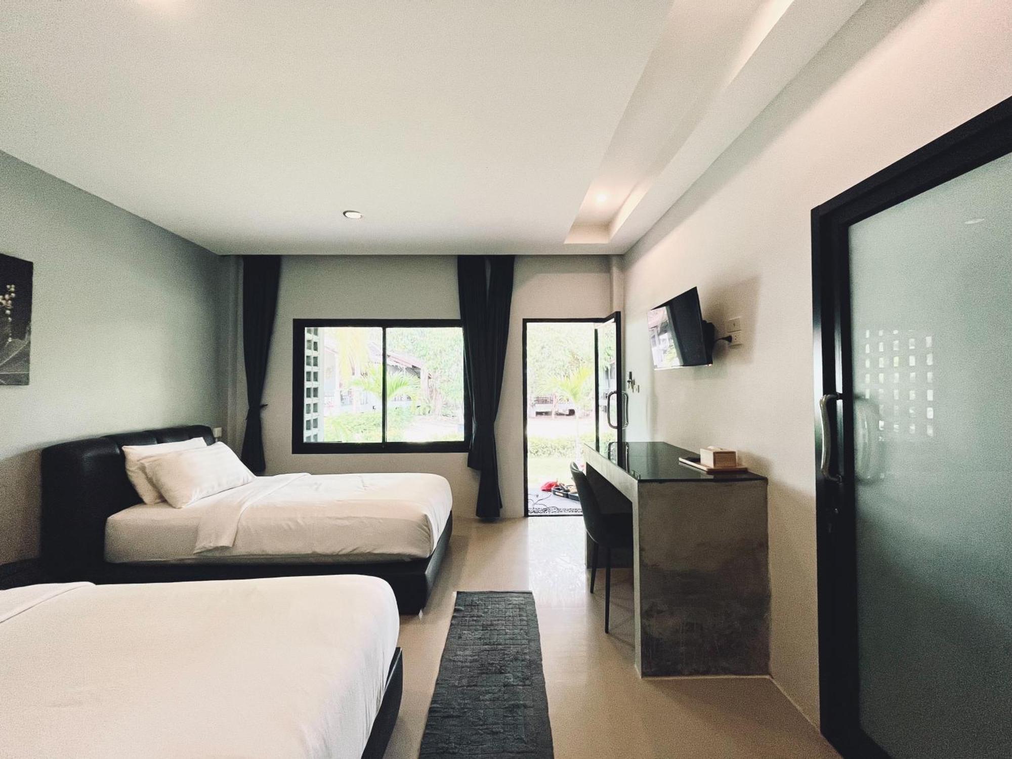 Resort Sabaii Bay