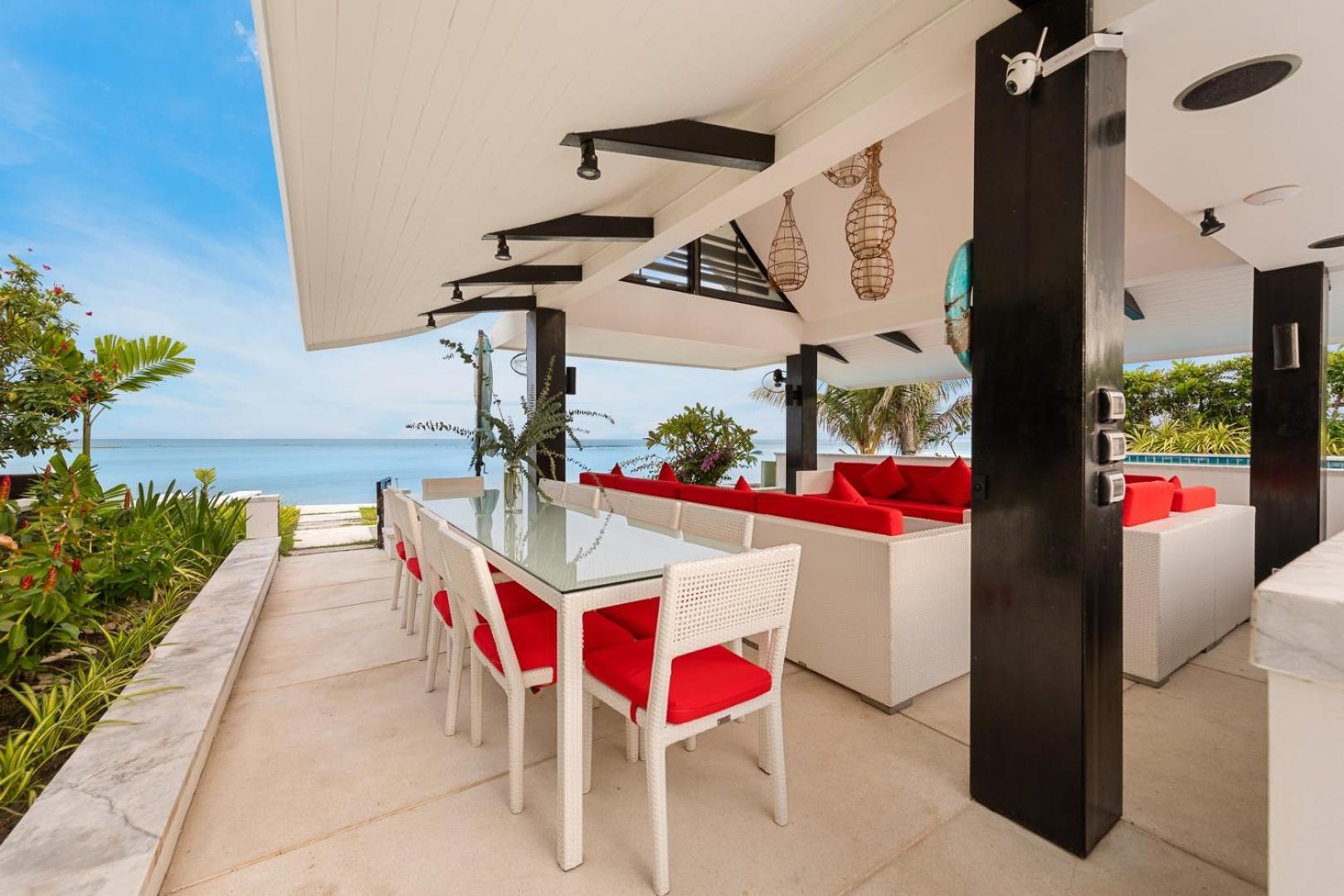 Villa Beachfront Baan Paradise Laem Set Beach